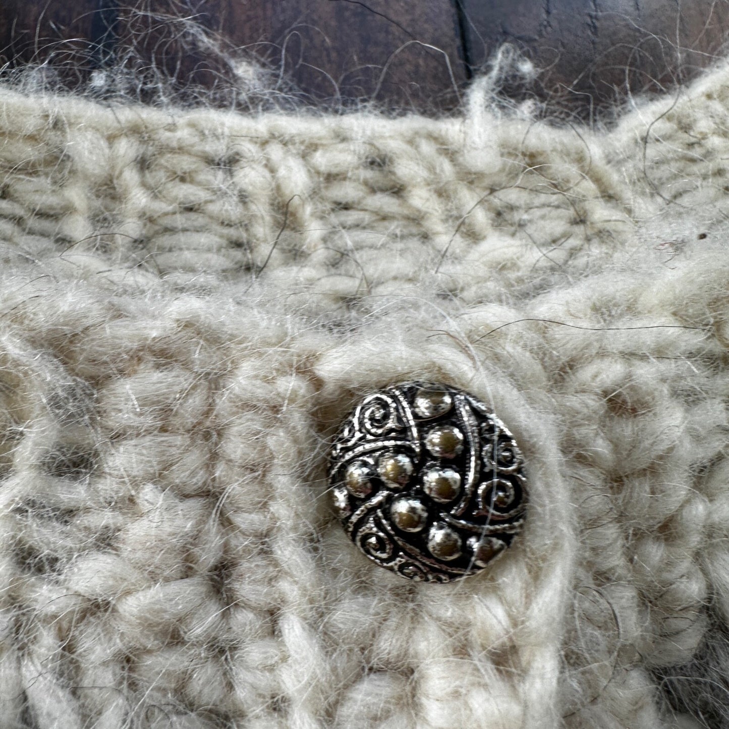 VTG Cardigan Sweater WOOL? Scandinavian Snowflakes Heavy Warm 80s Cute