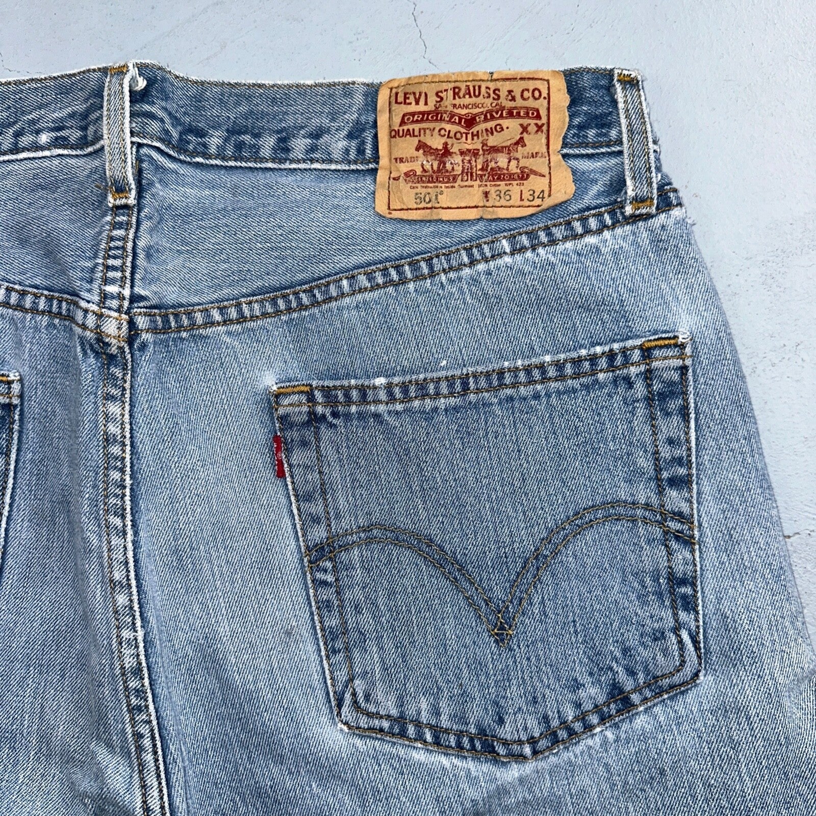 Levis 501 Vintage Y2K XX Straight Leg Jeans Blue Light Wash 36x34 Act 35x32