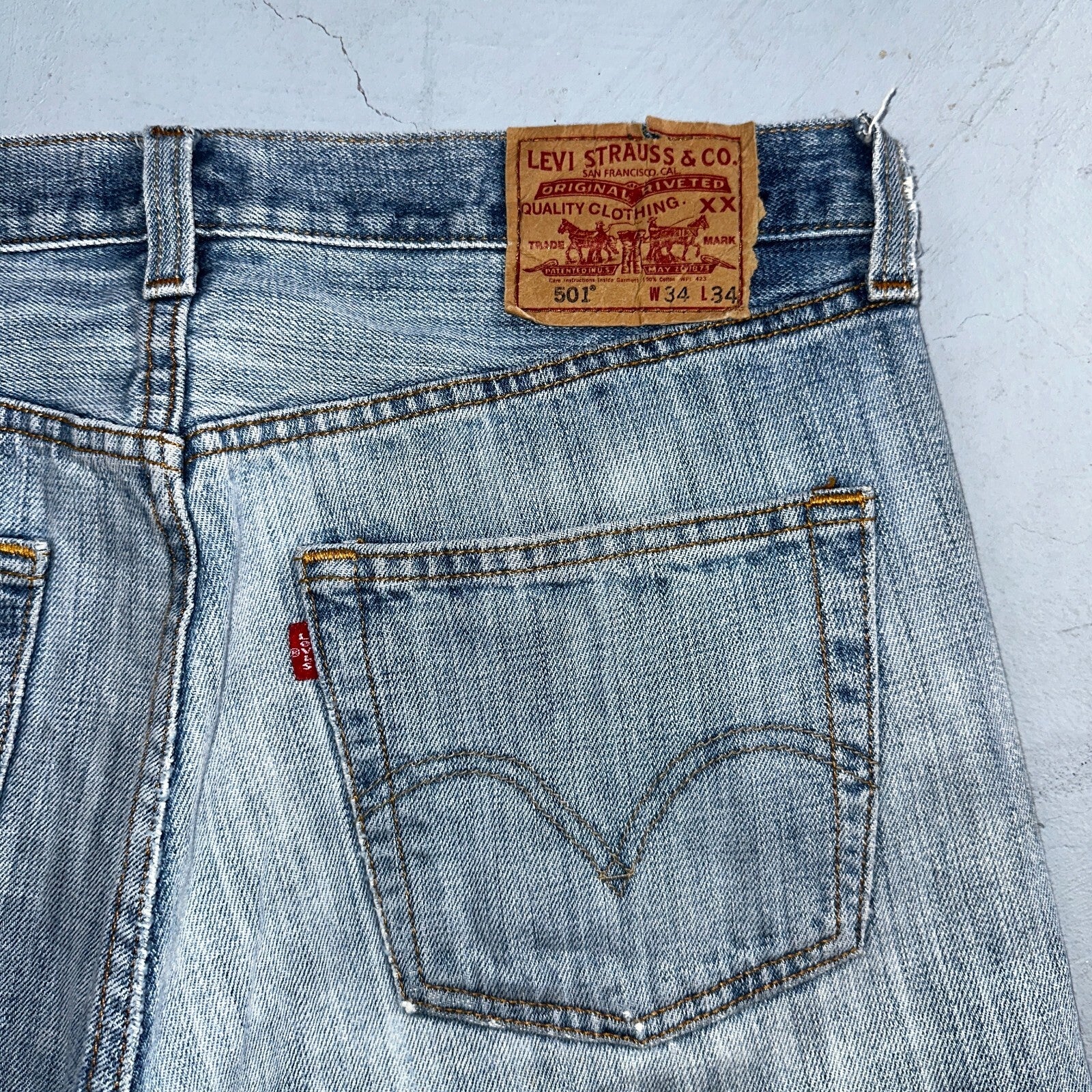 Levis 501 Vintage Y2K XX Straight Leg Jeans Blue Light Wash 34x34 Act 33x32