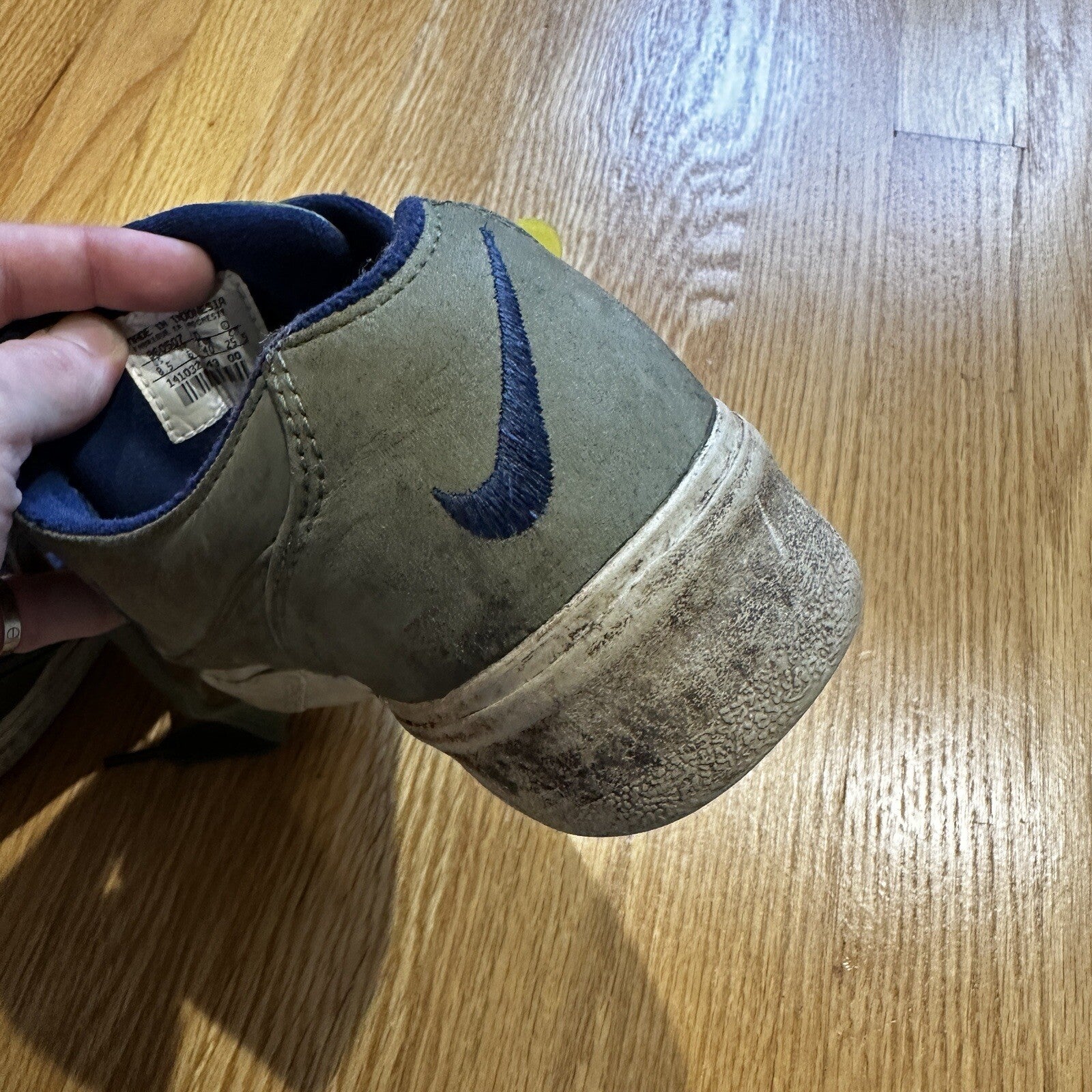 Nike GTS 1996 VTG Womens Size 9 Tennis Shoes Travis Scott Olive Thrashed 90s Sho