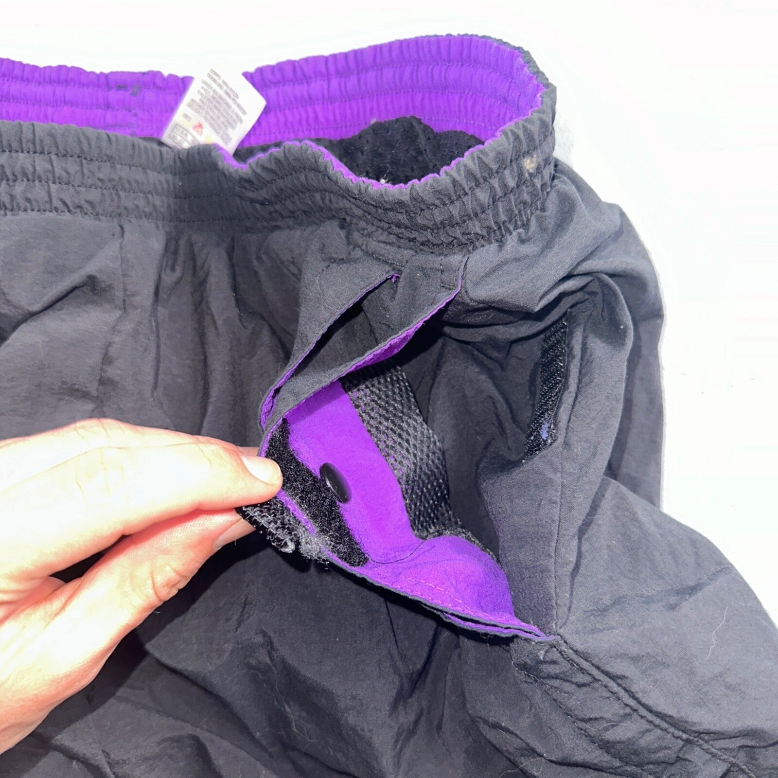 Nike ACG VTG Swim Trunk Mens M Black Cargo Pocket Outdoor Hiking Elastic 90s