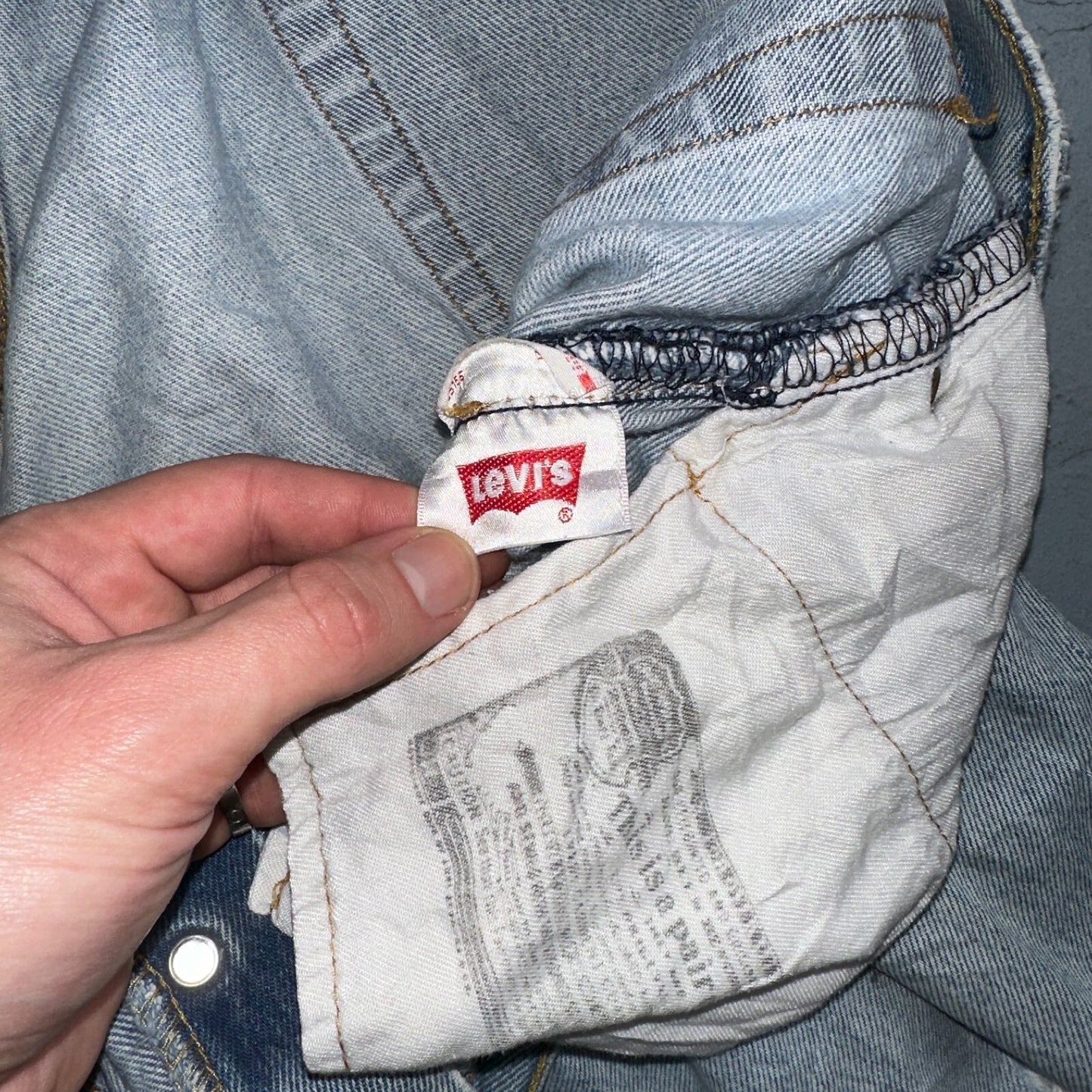 Levis 501 Vintage Y2K XX Straight Leg Jeans Rips Blue Light Wash 46x32 Act 42x28