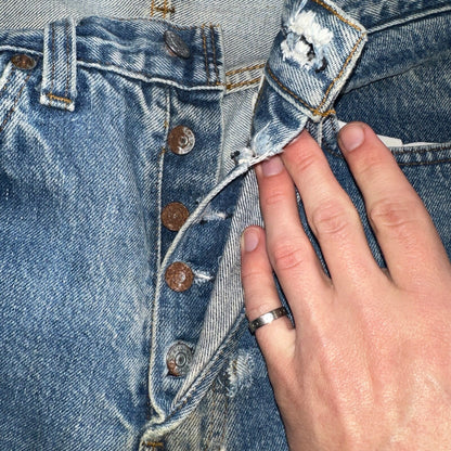 Levis 501 Vintage 80s Redline Selvedge USA XX Jeans Light Wash Capri Act 30x25