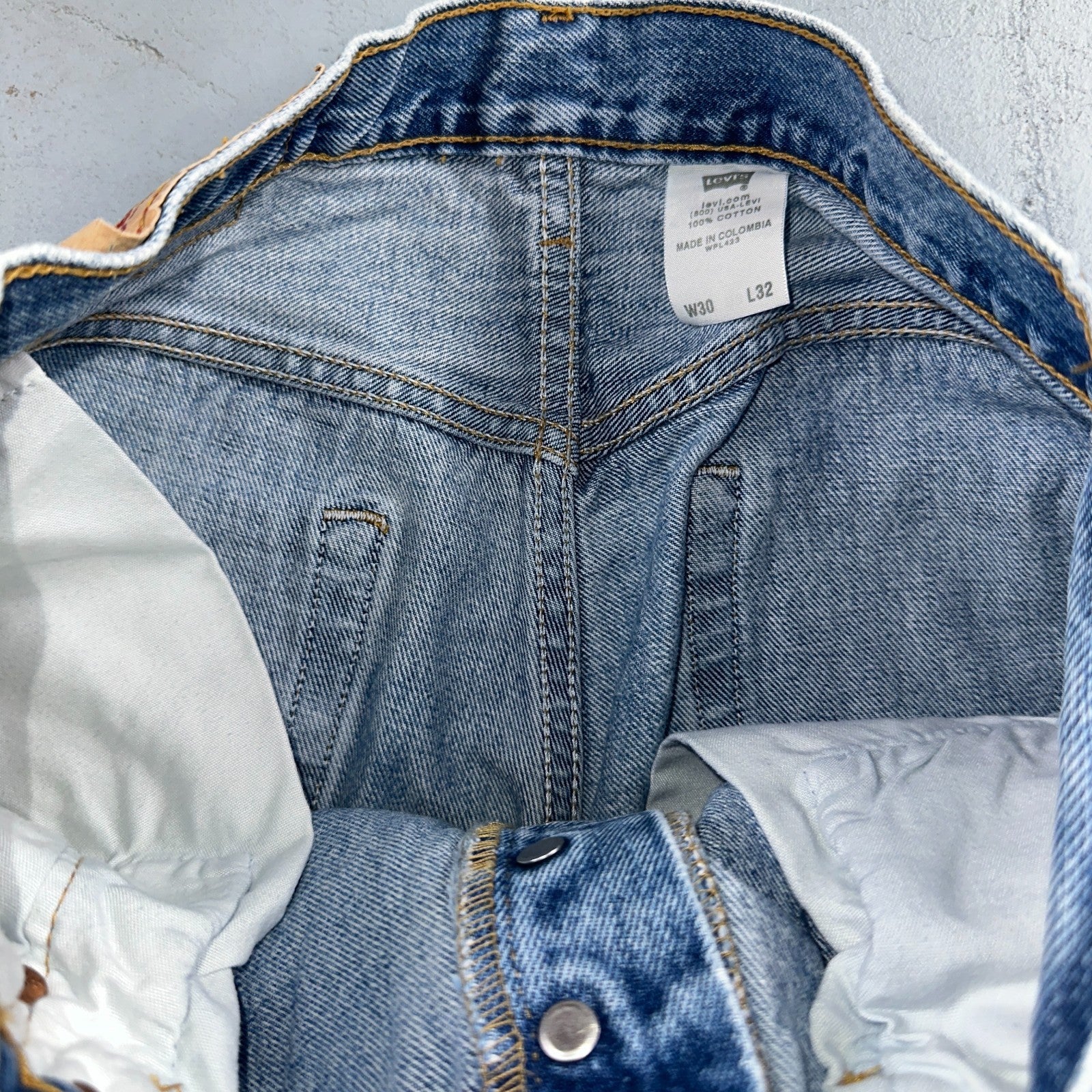 Levis 501 Vintage Y2K 90s XX Straight Leg Jeans Blue Light Wash 30x32 Act 29x31