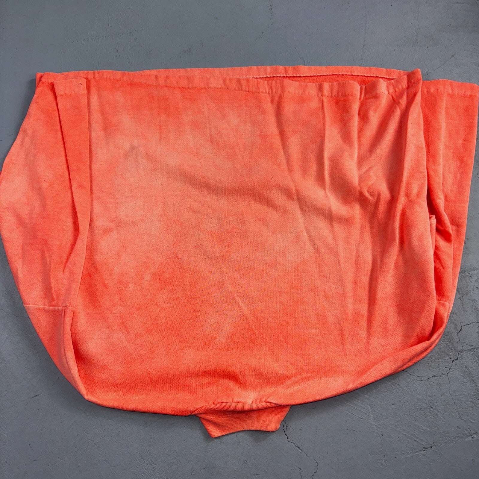 Neon Guaranteed Pre Wash Pink VTG T Shirt Hawaii Travel Forecast Sweatshirt