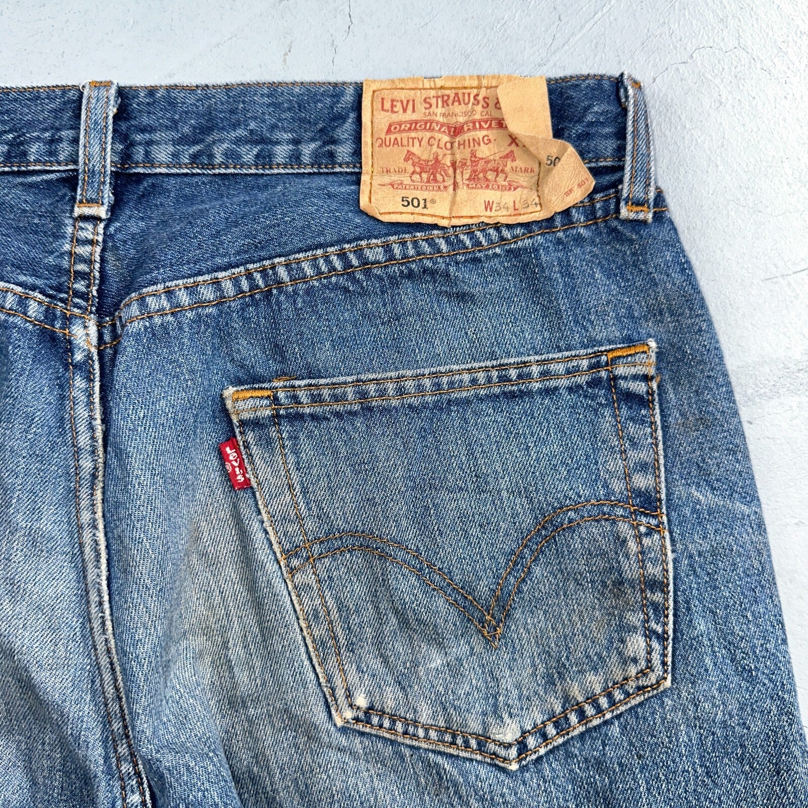 Levis 501 Vintage Y2K XX Straight Leg Jeans Blue Med Wash 34x34 Act 34x33