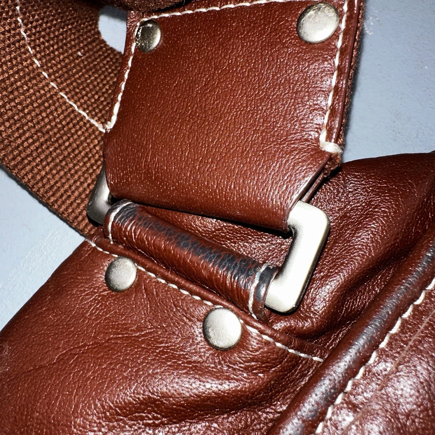 Rich Brown Leather Messenger Satchel Computer Laptop Cross Body Bag