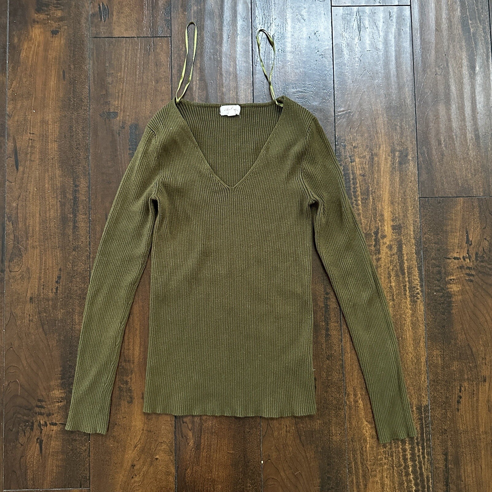 Ambiance Womens Medium Army Green Long Sleeve Crop Top V Neck Cute T Shirt