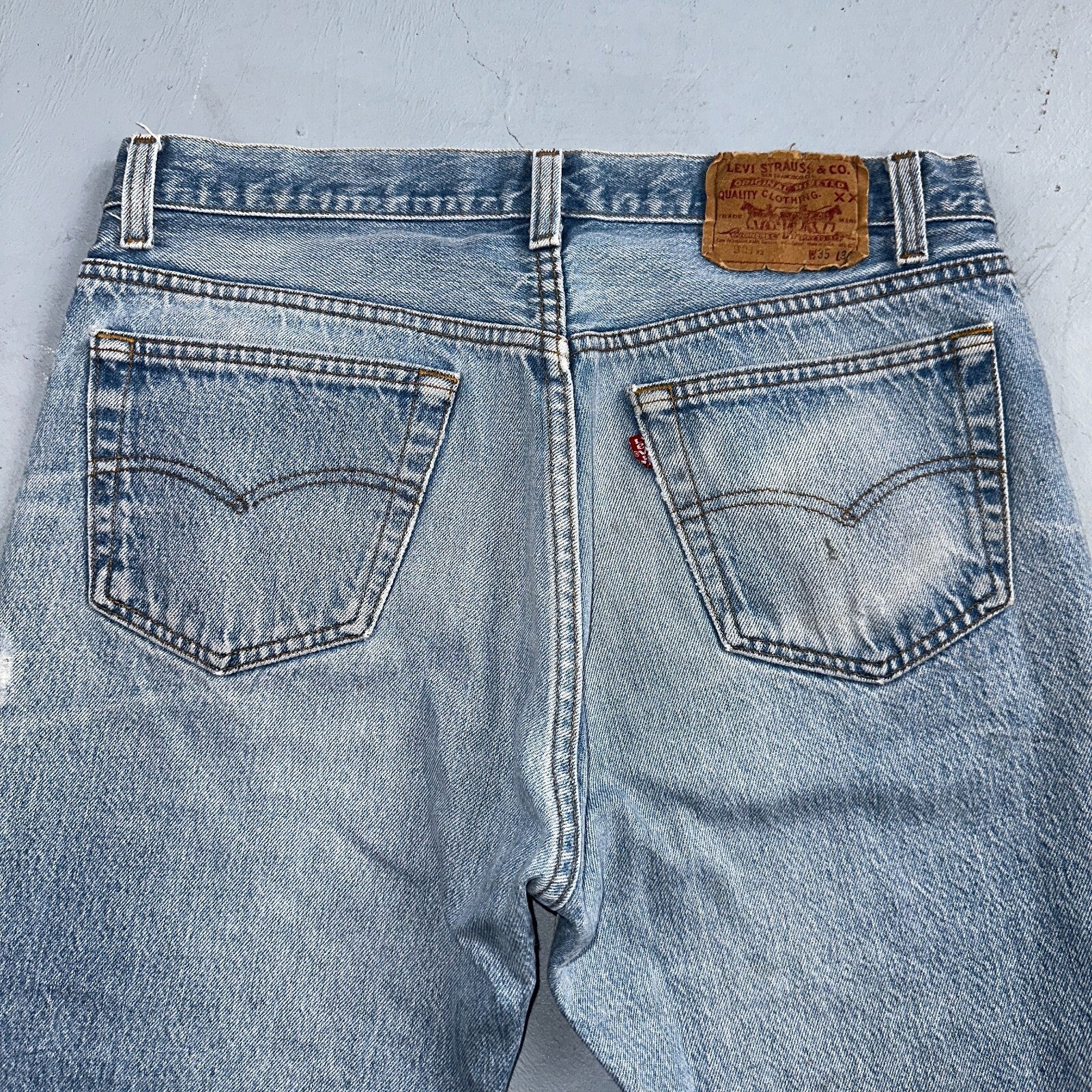 Levis 501 Vintage 90s USA XX Straight Leg Jeans Blue Light Wash 35x36 Act 32x27