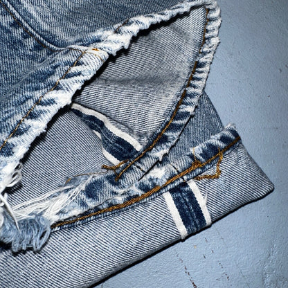 Levis 501 Vintage 80s Redline Selvedge USA XX Jeans Light Wash 66 Act 27x31