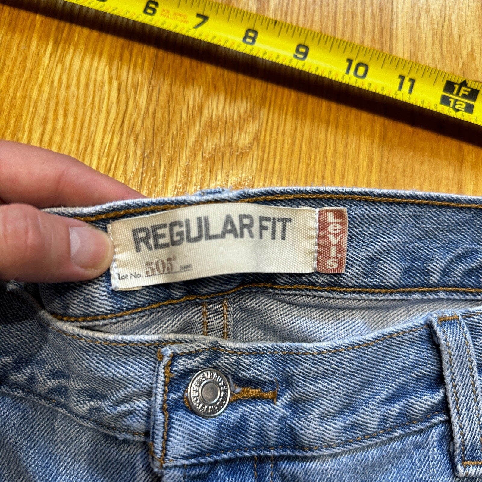 Levis 505 Vintage Y2K Straight Leg XX 2000s Jeans  40x32 Med Wash Act 37x31