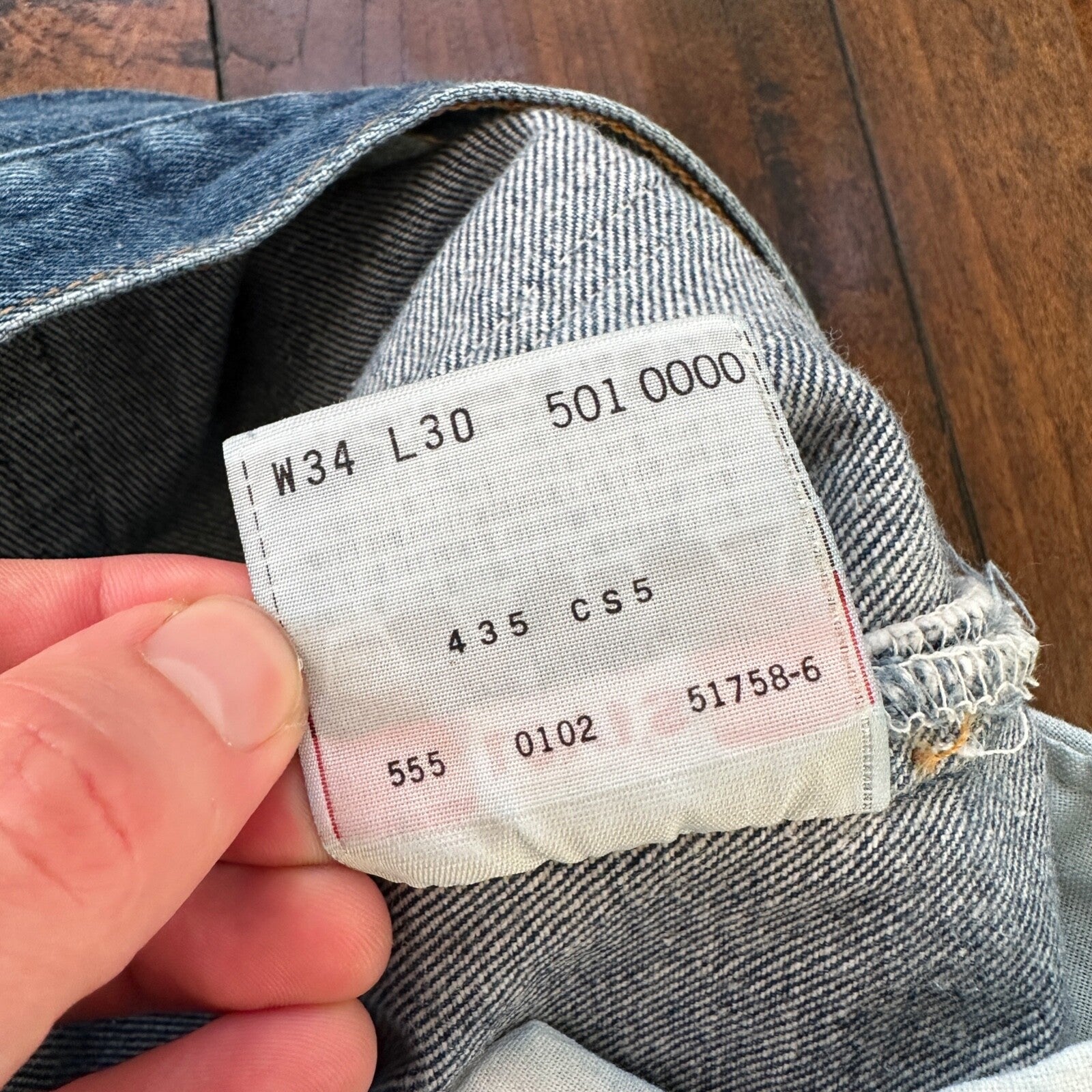 VTG Levis 501 XX Button Fly 90s USA Jeans Denim Straight Capri 34x30 Act 30x26