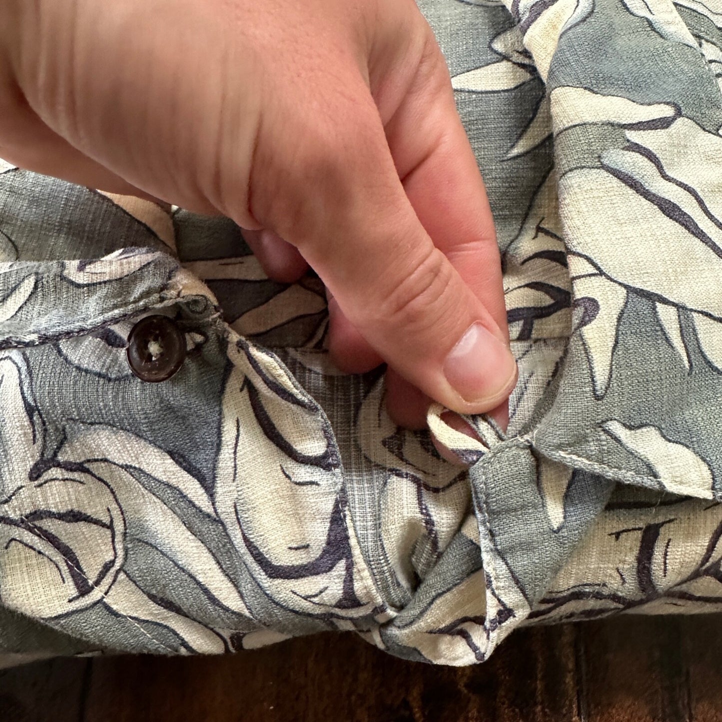 Vintage Patagonia Men's Hawaiian Button Down Shirt XL Floral Cotton Organic Y2K