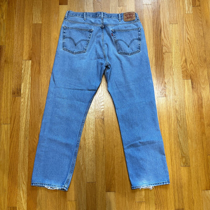 Levis 505 Vintage Y2K Straight Leg XX 2000s Jeans  40x32 Med Wash Act 37x31