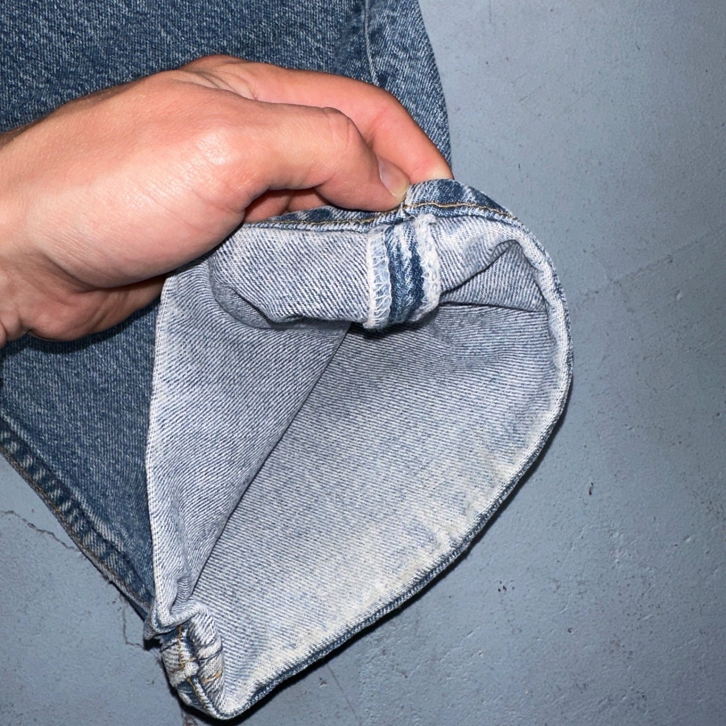 Levis 501 Vintage 90s USA XX Straight Leg Jeans Blue Light Wash 46x32 Act 42x28