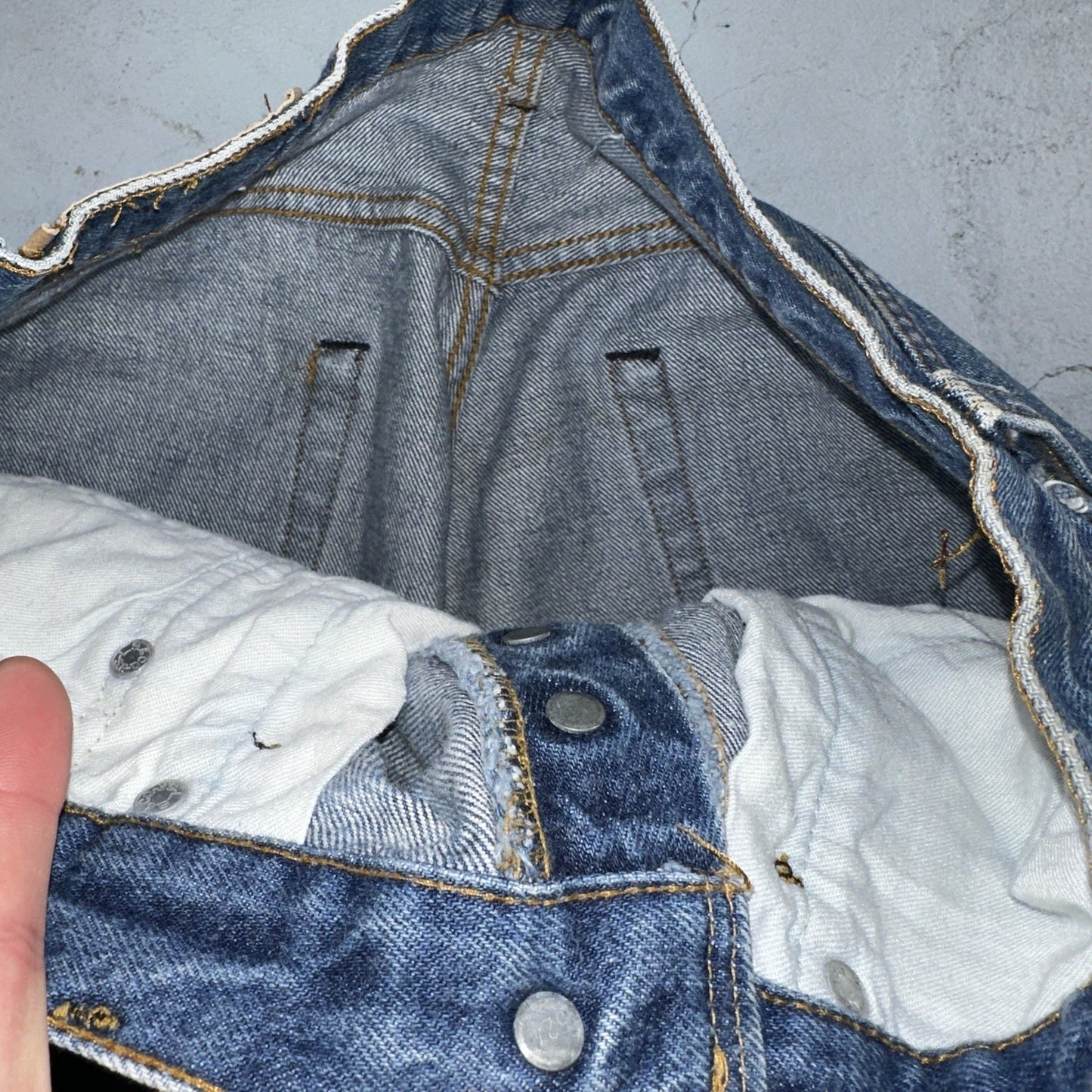 Levis 501 Vintage 80s Redline Selvedge USA XX Jeans Med Wash 32x32 Act 30x29