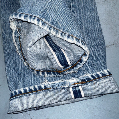 Levis 501 Vintage 80s Redline Selvedge USA XX Jeans Light Wash Thrashed Ac 28x26