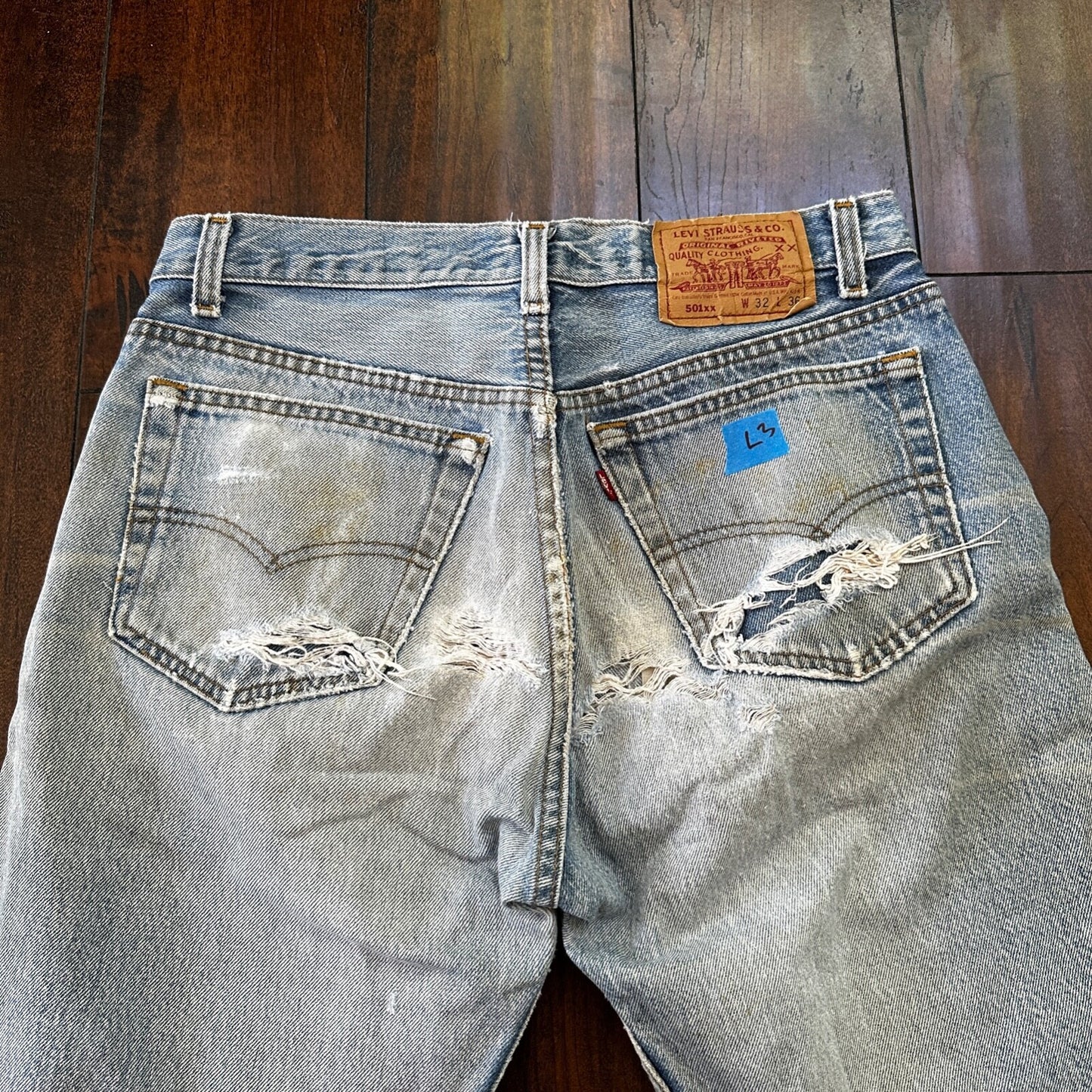 Levis 501 Vintage 90s Straight Leg XX USA Jeans 32x36 Thrashed Wash Act 30x31