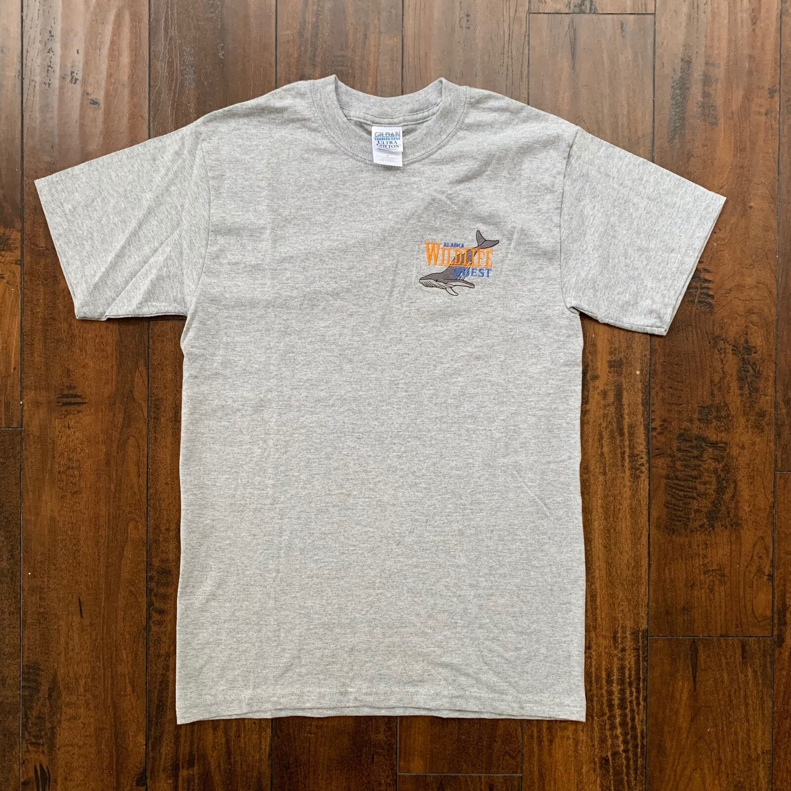 Alaska Wild Quest Whale Vintage T Shirt Shark Ocean Beach Travel Animals Love