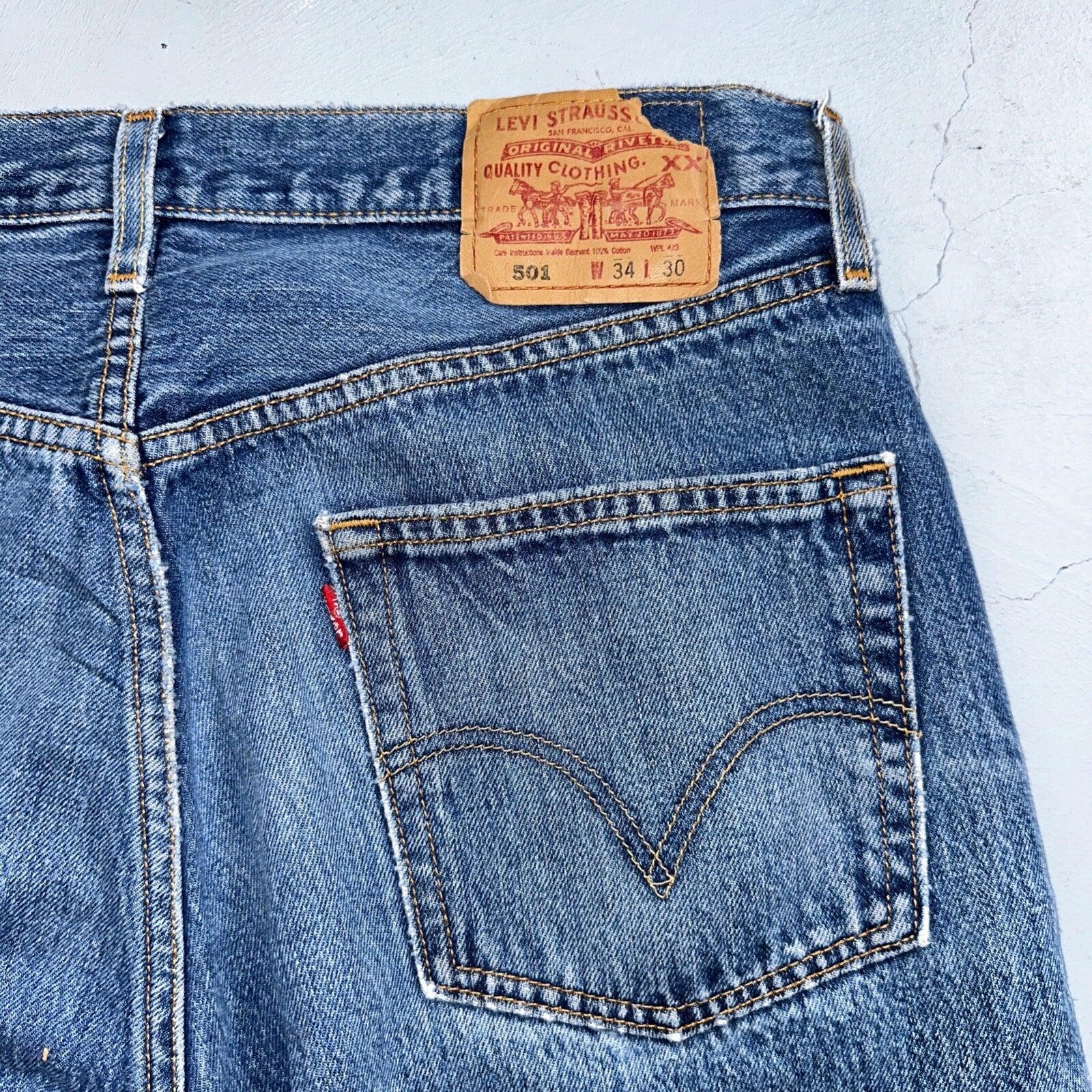Levis 501 Vintage 90s XX Straight Leg Mexico Jeans 34x30 Thrashed Act 33x28