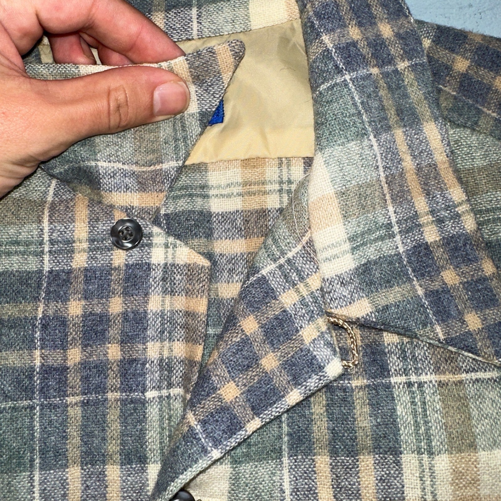 Pendleton VTG Board Shirt Plaid 100% Wool Button Down Size M Plaid 1970s Camp