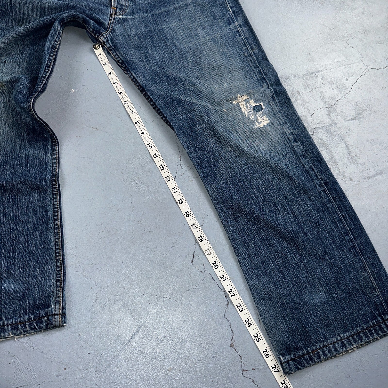 Levis 501 Vintage Y2K XX Straight Leg Jeans Blue Med Wash 34x34 Act 33x27