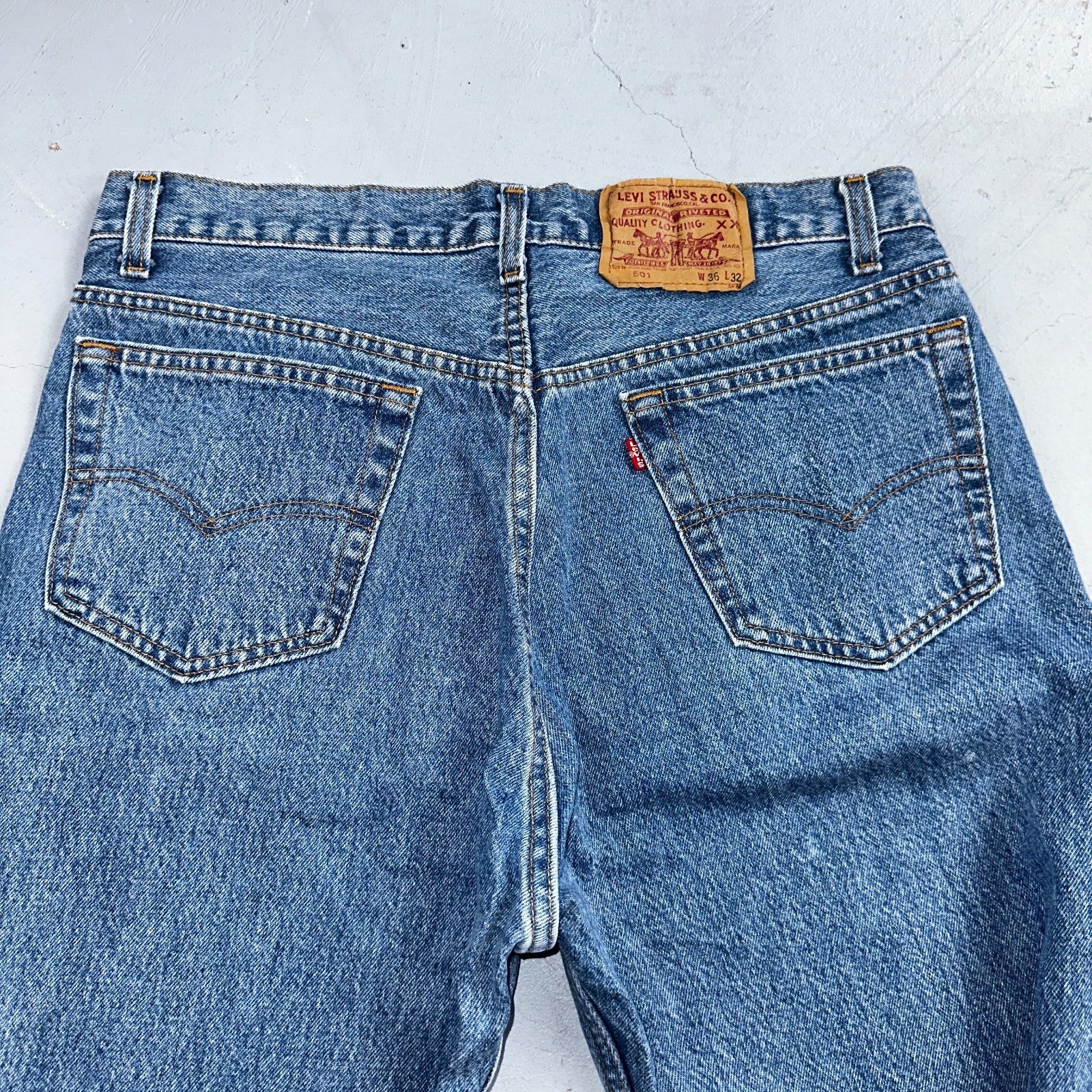 Levis 501 Vintage 80s USA XX Straight Leg Jeans Blue Light Wash 36x32 Act 34x32