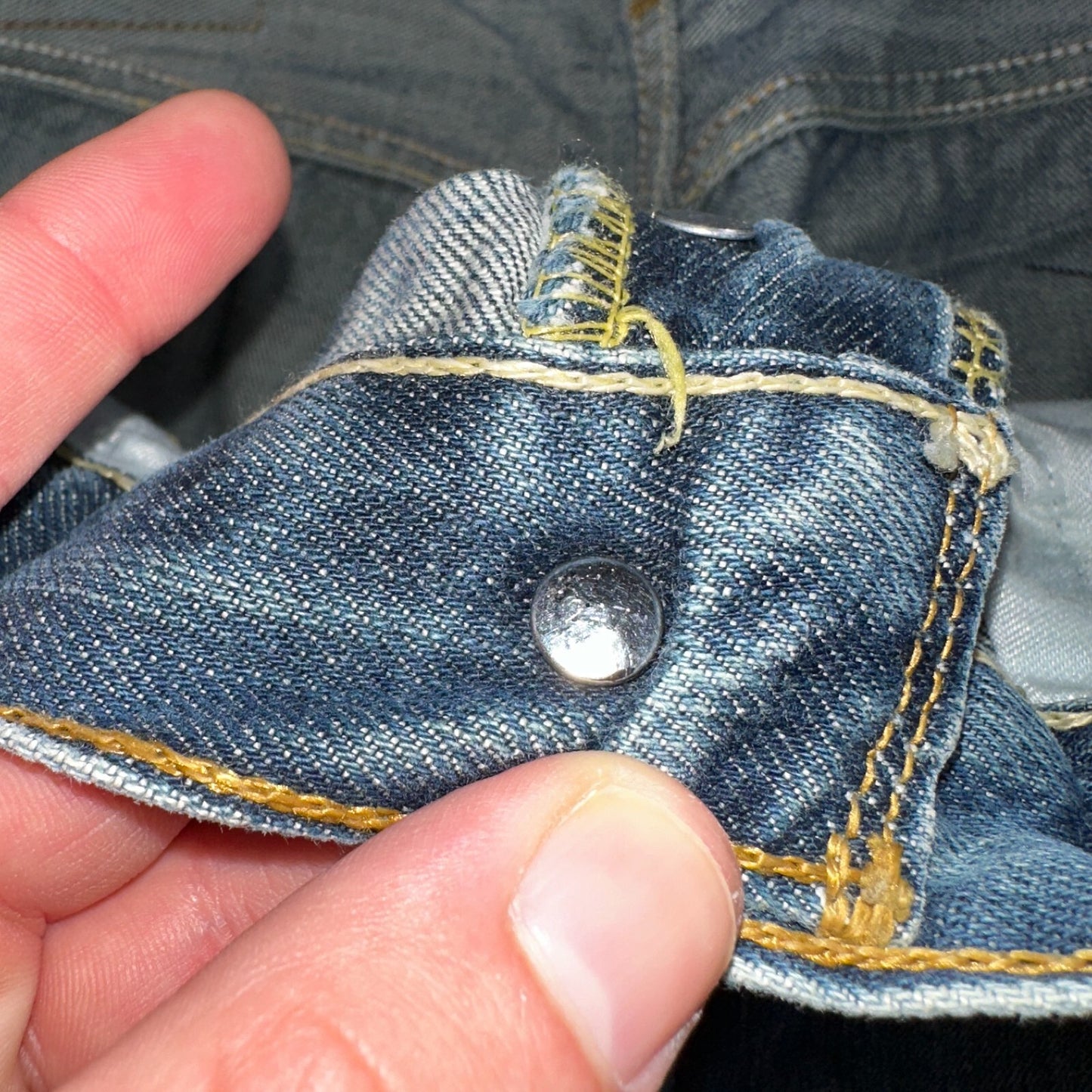 Levis 501 Vintage Y2K XX Straight Leg Jeans Blue Med Wash 33x34 Act 31x28