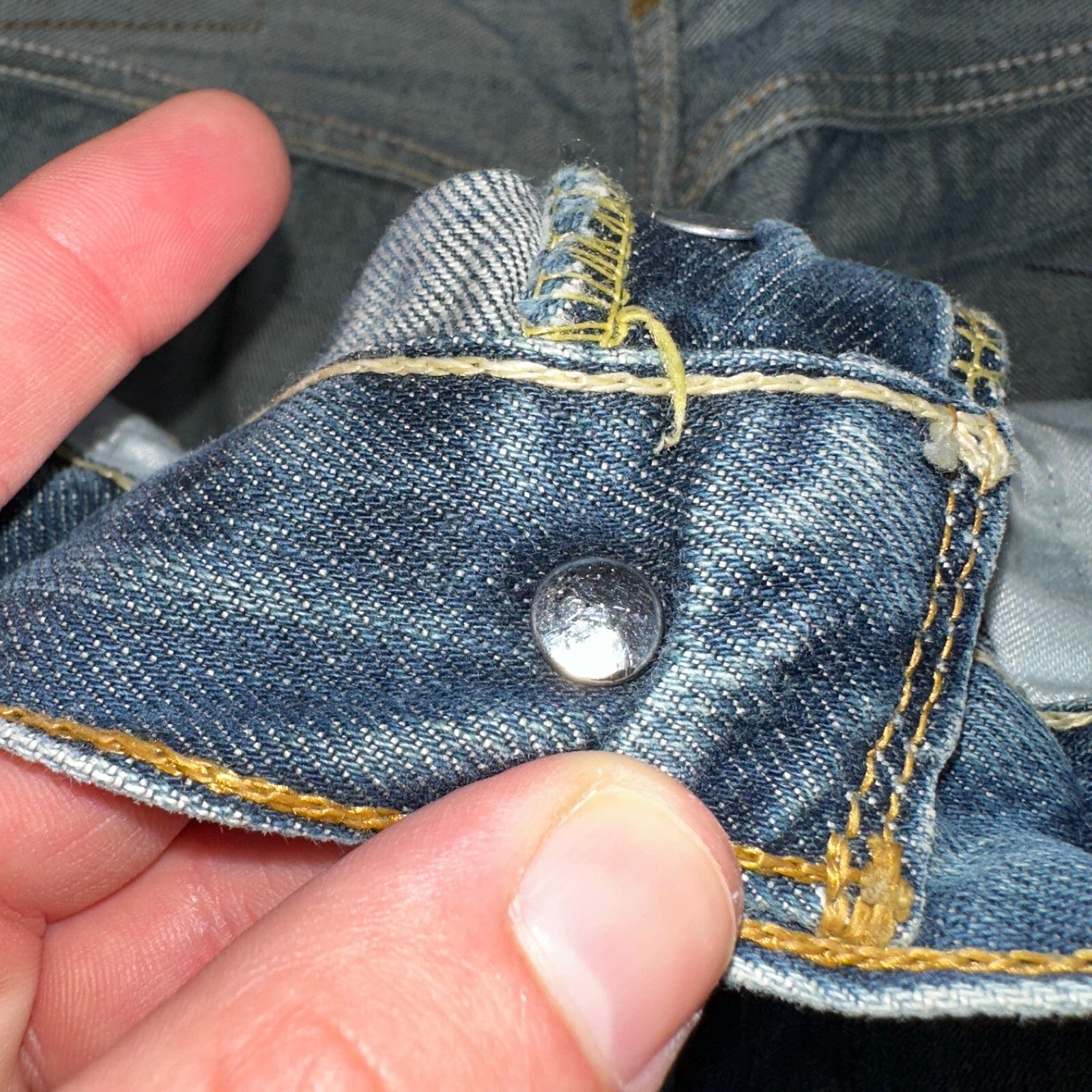 Levis 501 Vintage Y2K XX Straight Leg Jeans Blue Med Wash 33x34 Act 31x28