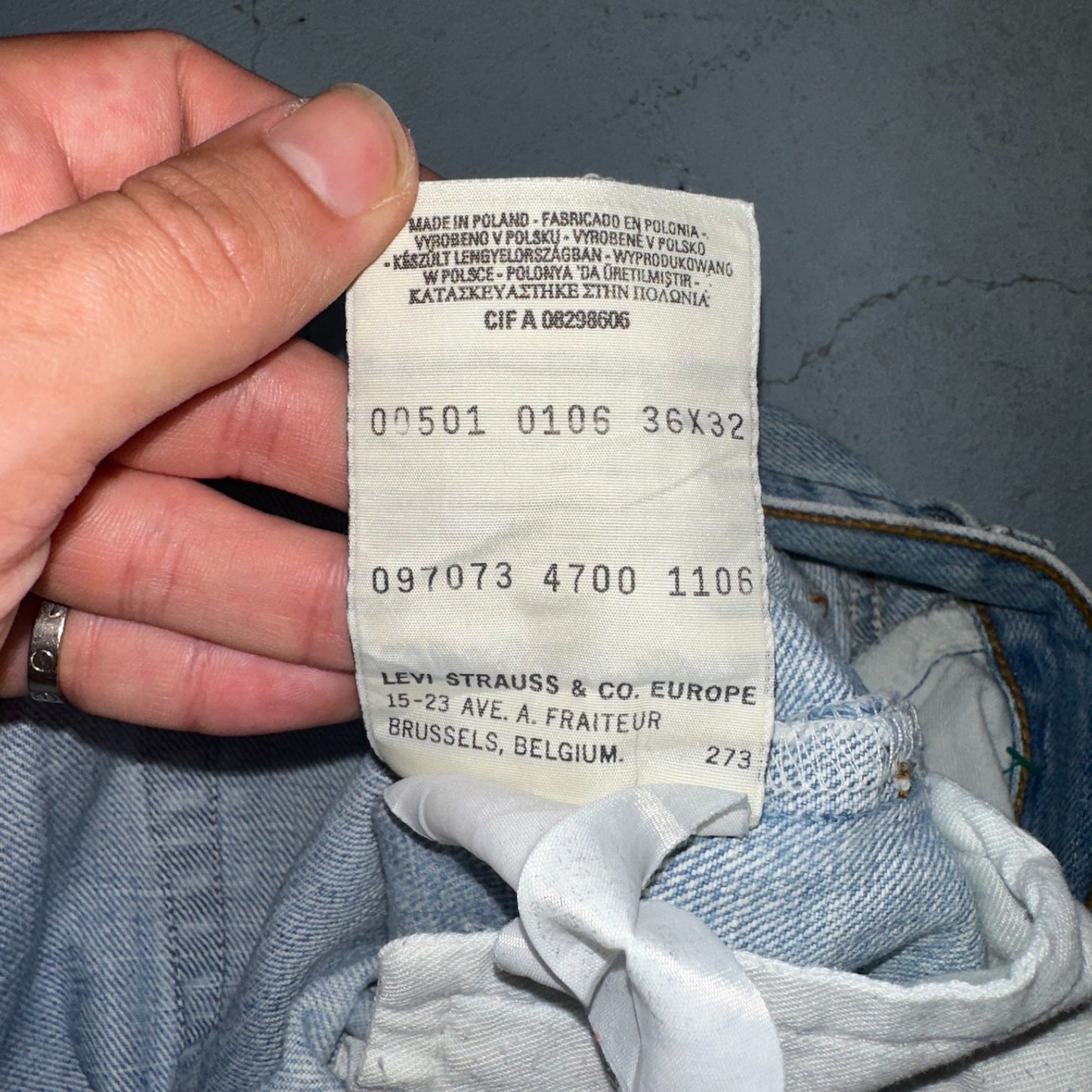 Levis 501 Vintage 90s Poland Straight Leg Jeans Blue Light Wash 36x32 Act 34x31