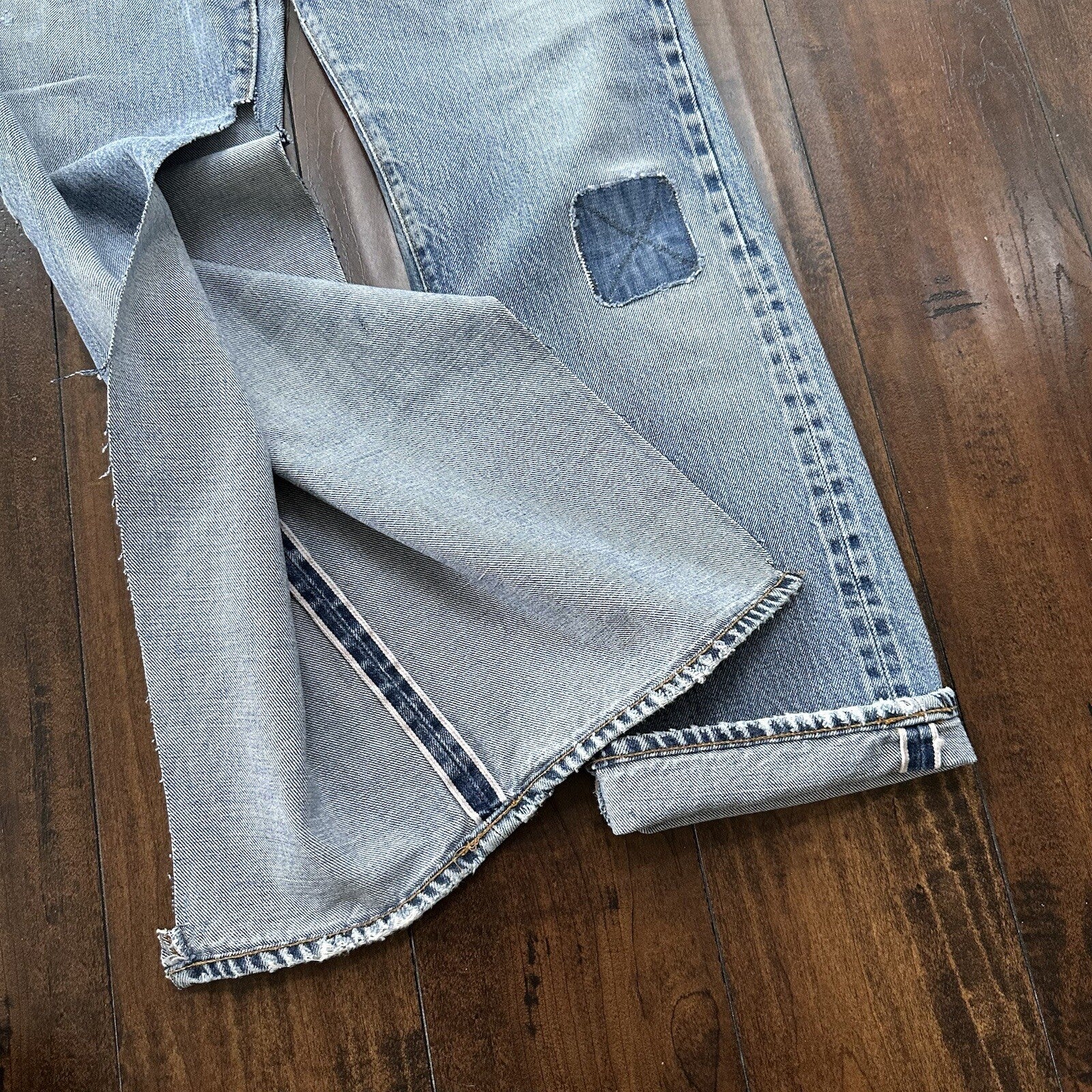 Levis Vintage 80s Redline Selvedge USA 501 XX Jeans 66 70s Thrashed Act 28x29