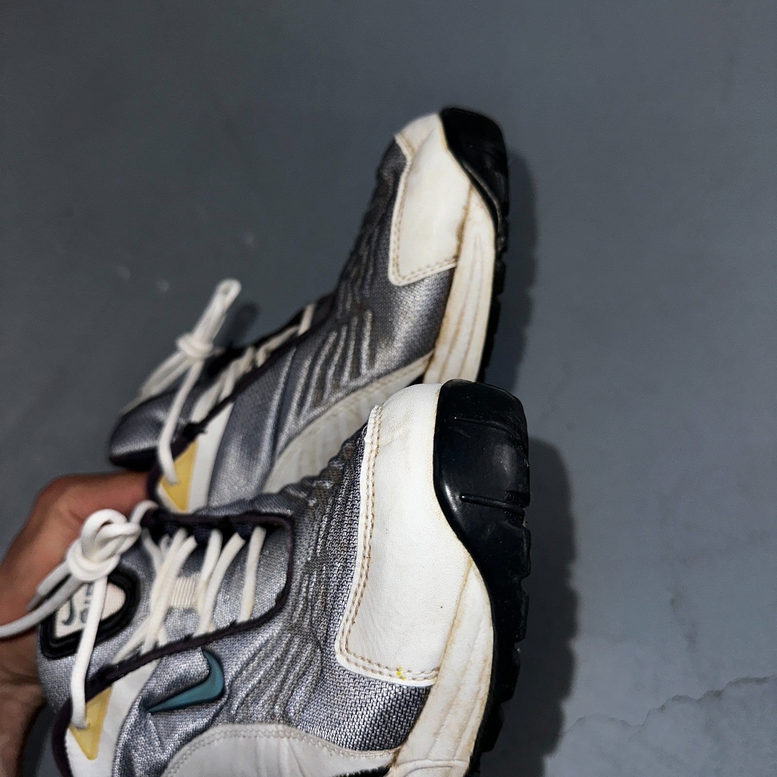 Vintage Nike Trainer Mens White Purple Size 10 USA Leather Sneaker 303901 Y2K