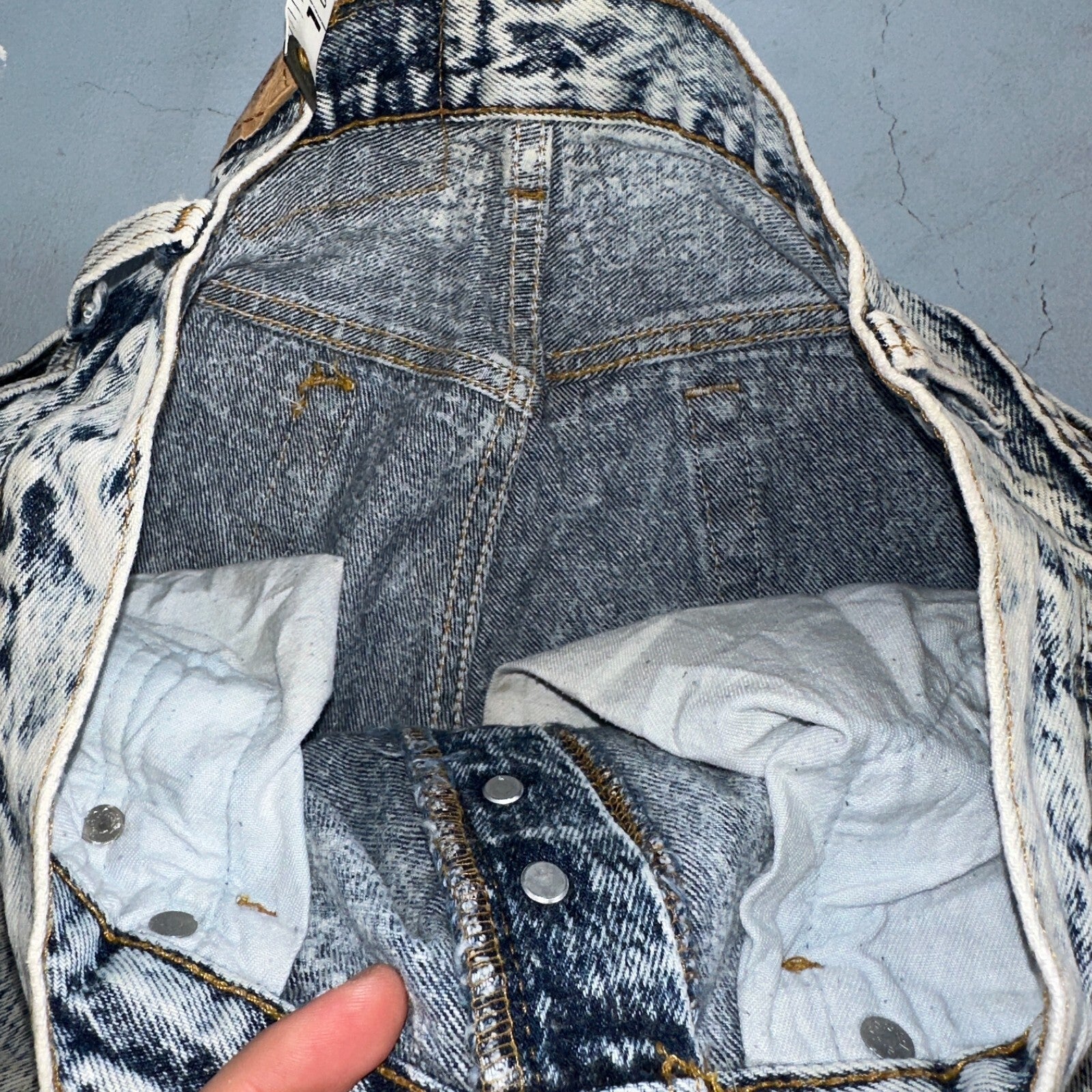 Levis 501 Vintage 80s USA XX Straight Leg Jeans Blue Acid Wash 30x34 Act 28x32