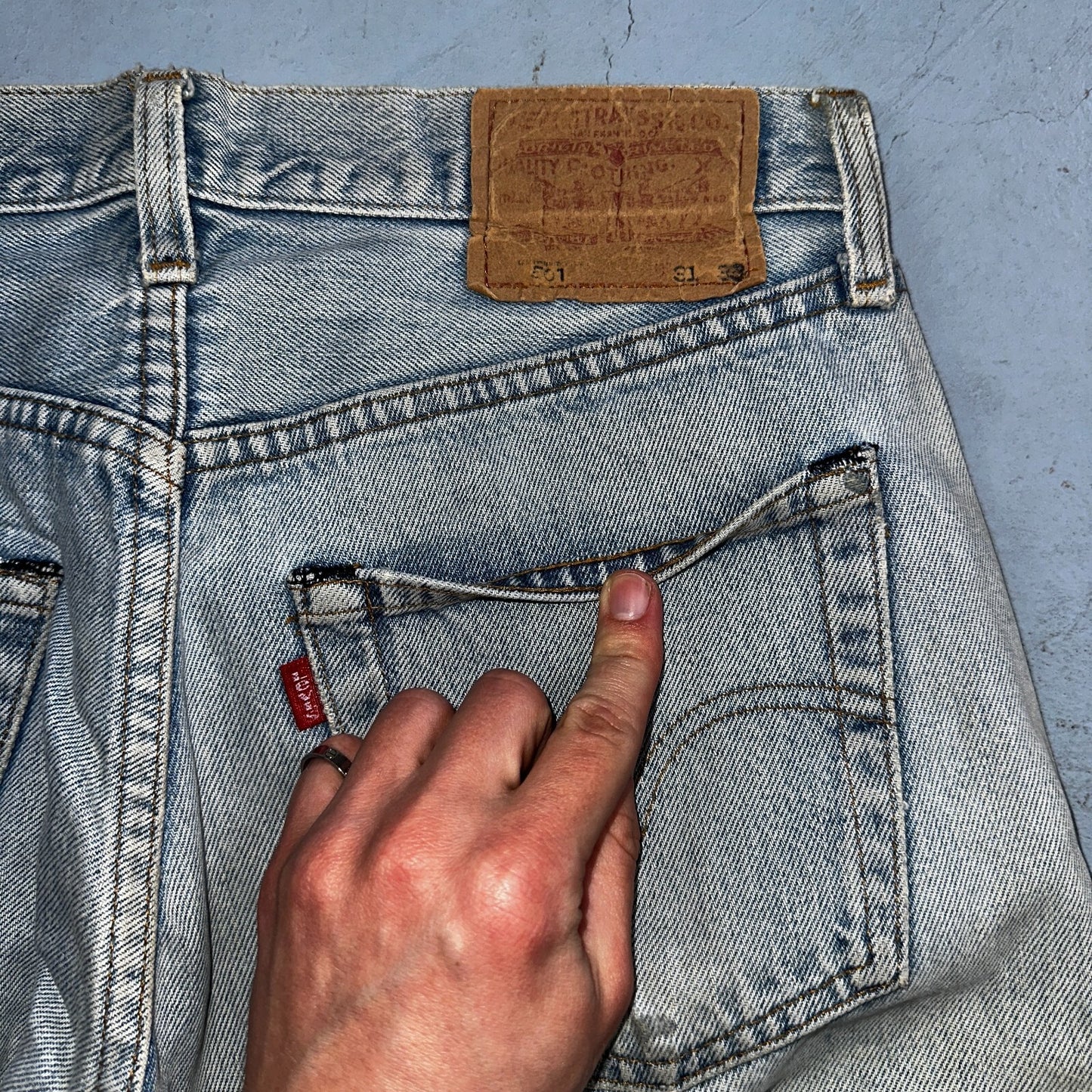 Levis 501 Vintage 80s Redline Selvedge USA XX Jeans Light Wash 1980s Act 30x26