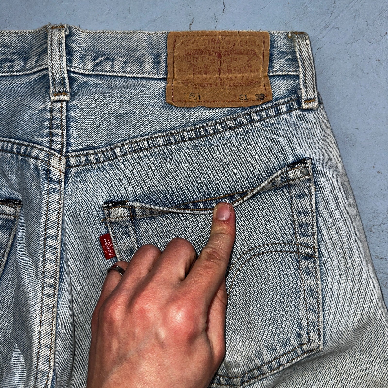 Levis 501 Vintage 80s Redline Selvedge USA XX Jeans Light Wash 1980s Act 30x26