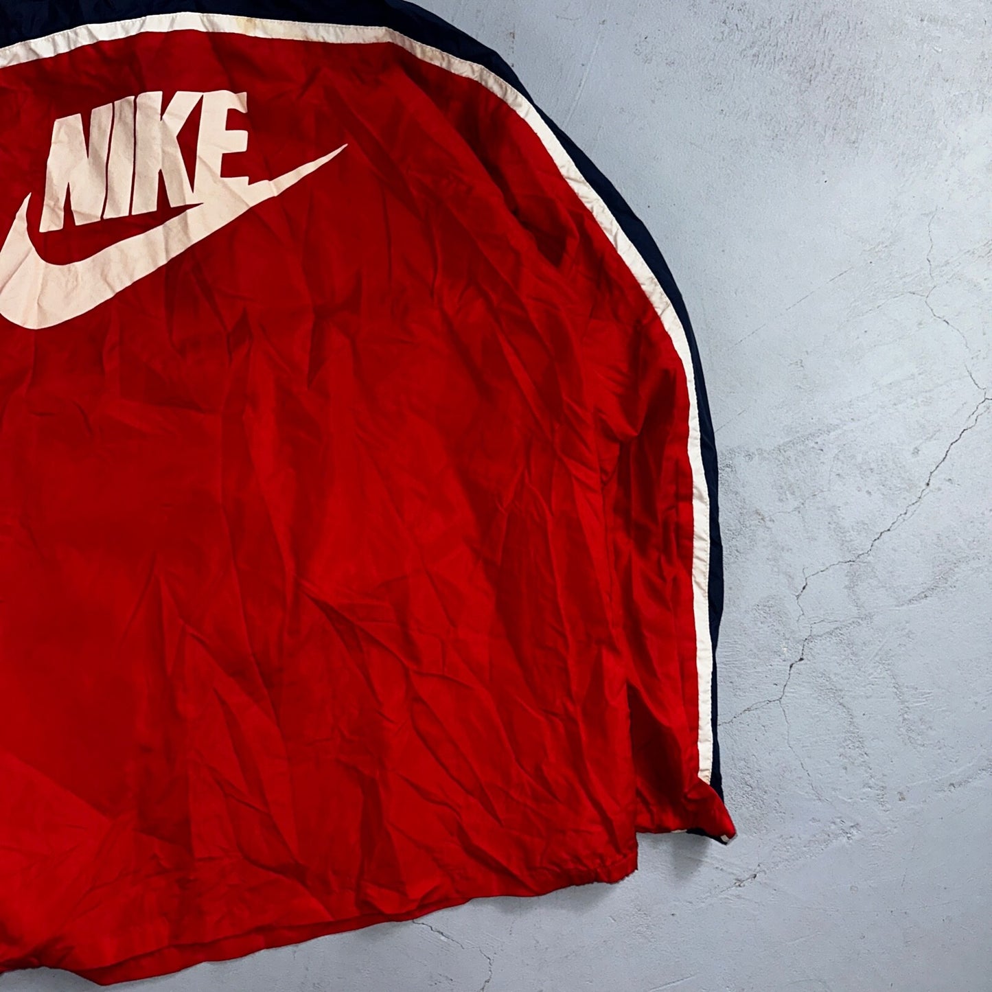 Nike 1980s Blue Tag Vintage Jacket Nylon 70s Windbreaker Running Front Youth XL