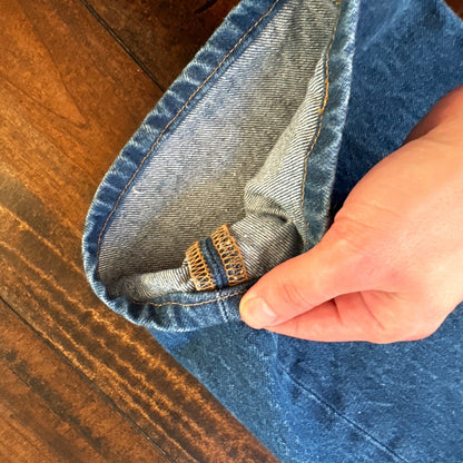 VTG Levis 501 XX Button Fly 90s Y2K Jeans Denim Straight Capri 35x30 Act 32x25