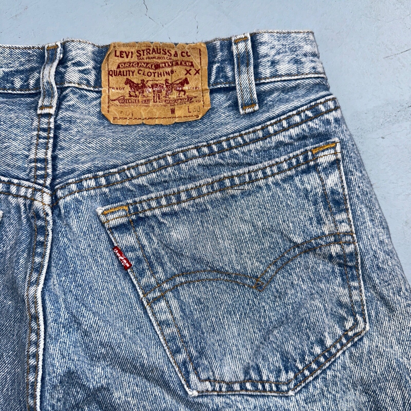 Levis 501 Vintage 90s USA XX Straight Leg Jeans Blue Light Wash 32x30 Act 30x29