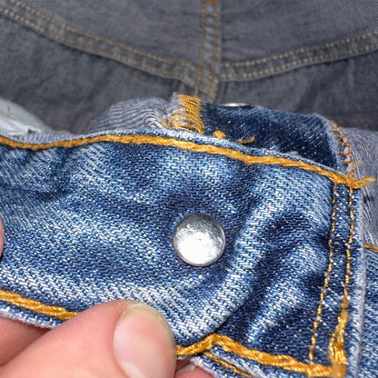 Levis 501 Vintage Y2K Europe Straight Leg Jeans 32x32 90s Med Wash Act 32x31