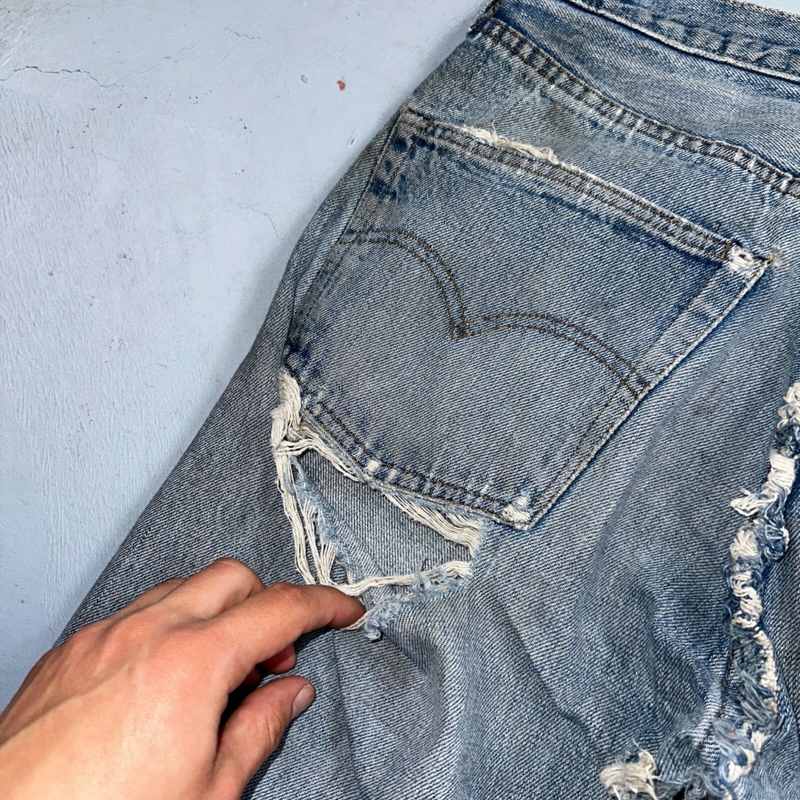 Levis 501 VTG 70s SS Redline Selvedge Jeans XX Thrashed Ripped Act 29x29
