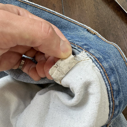 Levis Vintage 80s Redline Selvedge USA 501 XX Jeans 66 70s 33x36 Act 31x26