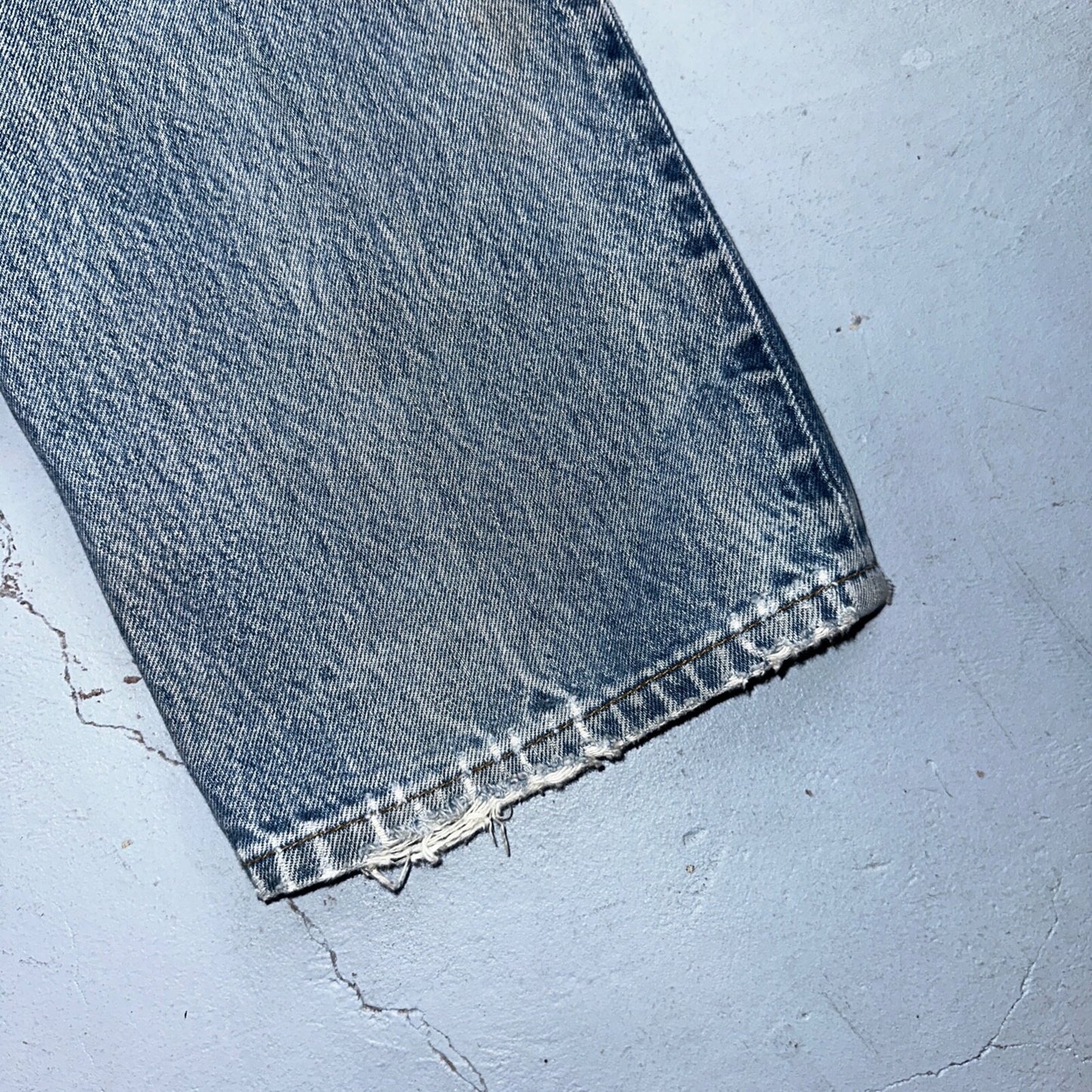 Levis 501 Vintage 90s USA XX Straight Leg Jeans Blue Light Wash 38x36 Act 34x31
