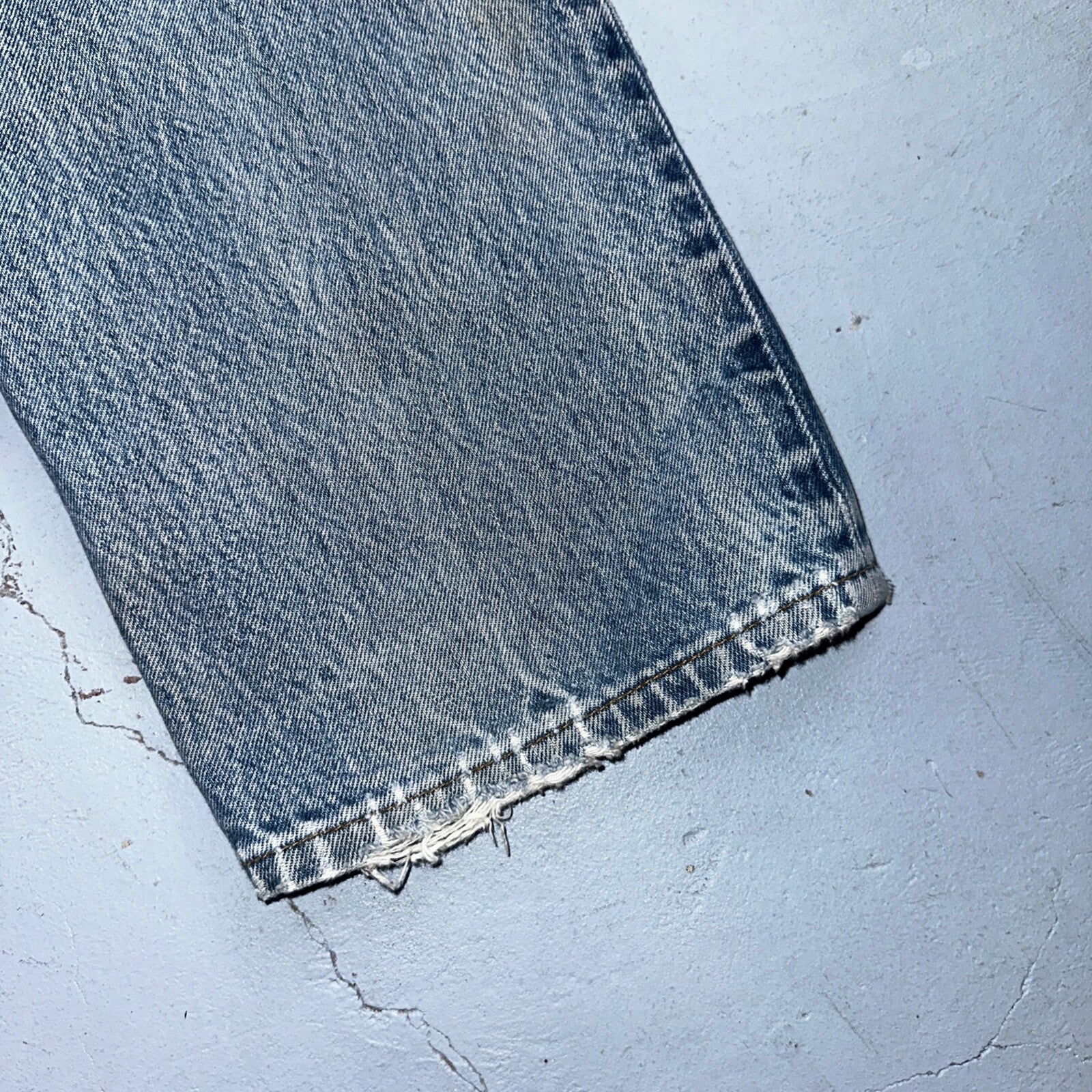 Levis 501 Vintage 90s USA XX Straight Leg Jeans Blue Light Wash 38x36 Act 34x31