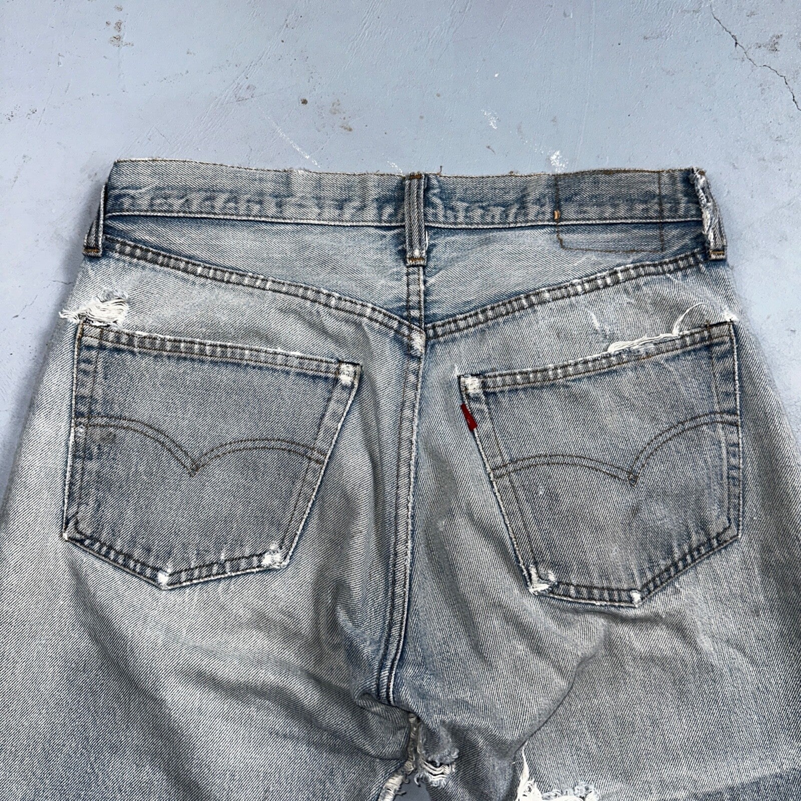 Levis 501 Vintage 80s Redline Selvedge USA XX Jeans Thrashed Light Act 31x29