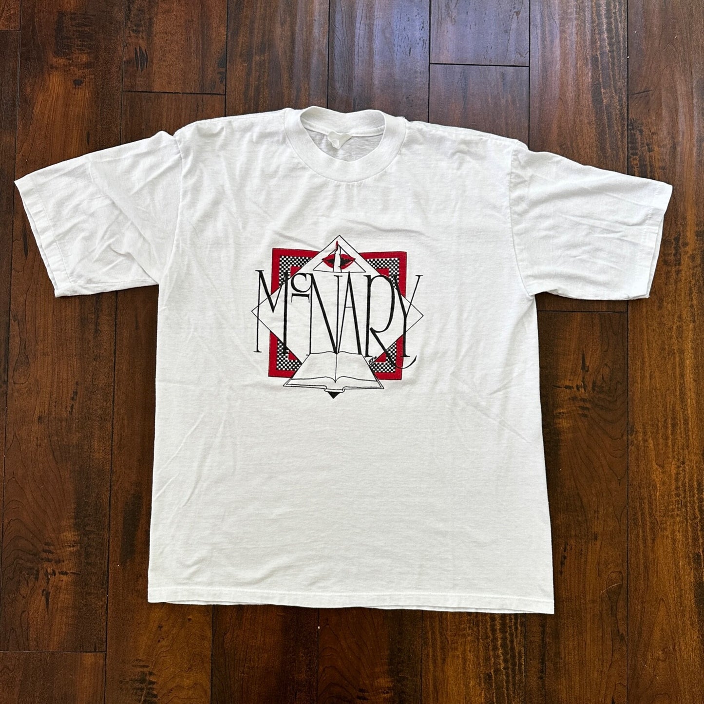 McNary Kissing Lips VTG T Shirt 90s Books High School Keizer Oregon Salem Cool