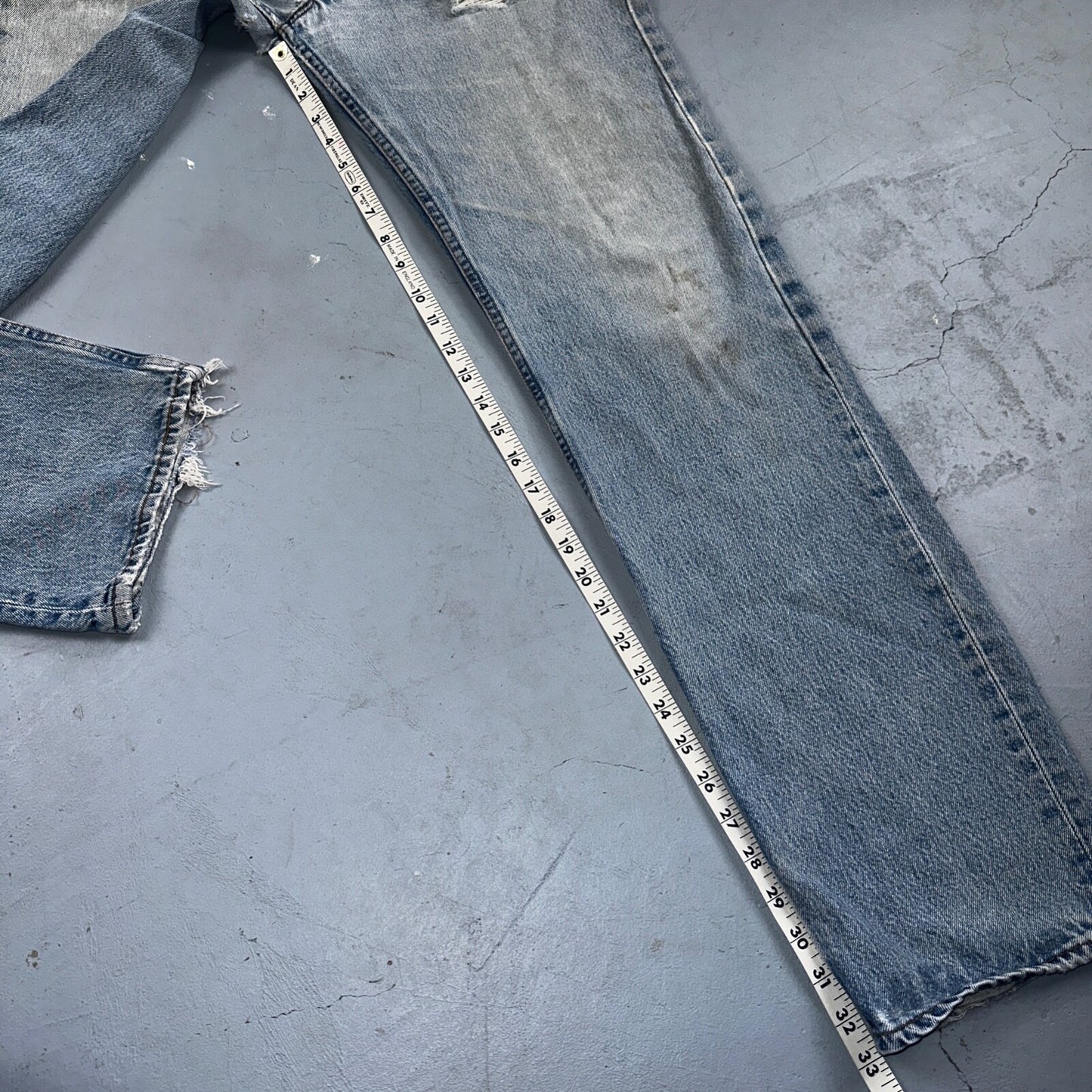 Levis 501 Vintage 90s USA XX Straight Leg Jeans Blue Light Wash 34x34 Act 32x33