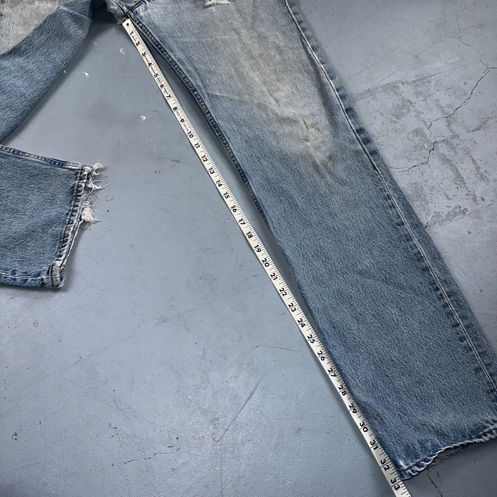 Levis 501 Vintage 90s USA XX Straight Leg Jeans Blue Light Wash 34x34 Act 32x33