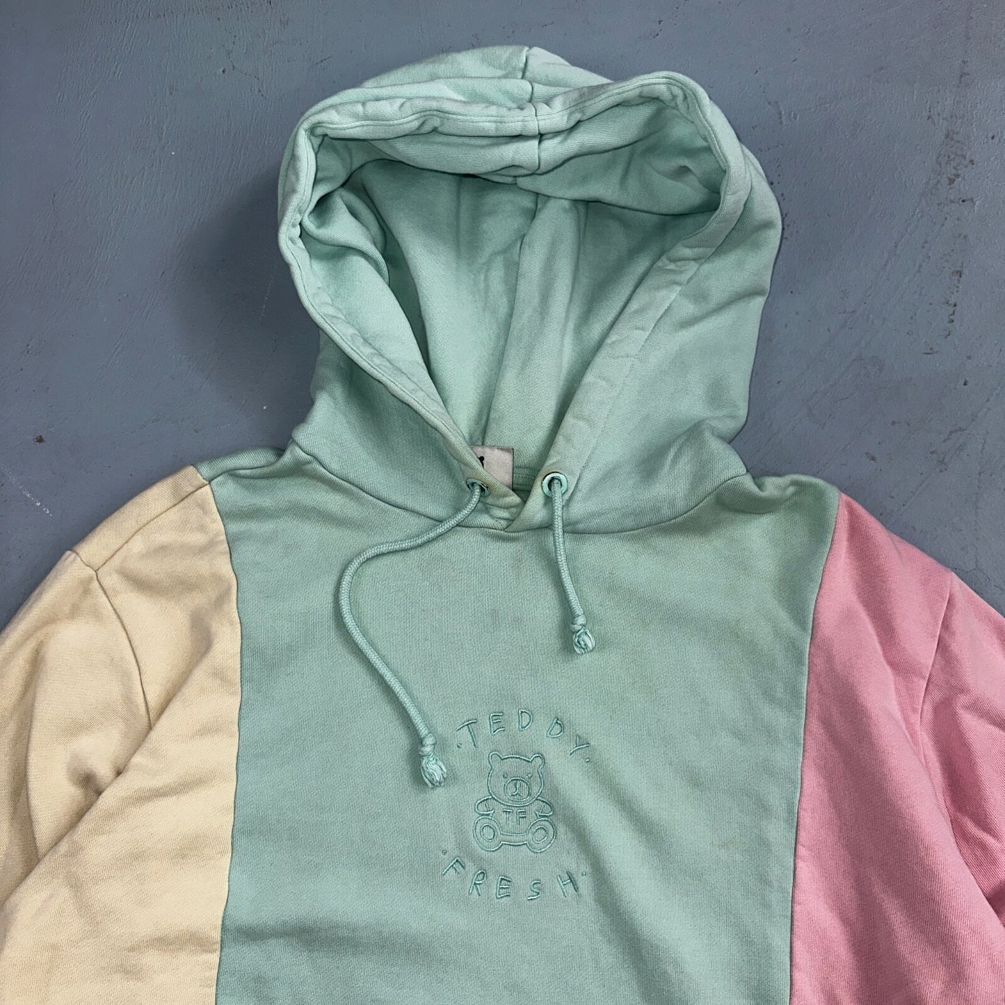 Teddy Fresh Size M Embroidered Logo Hoodie Sweatshirt Pastel Color Block