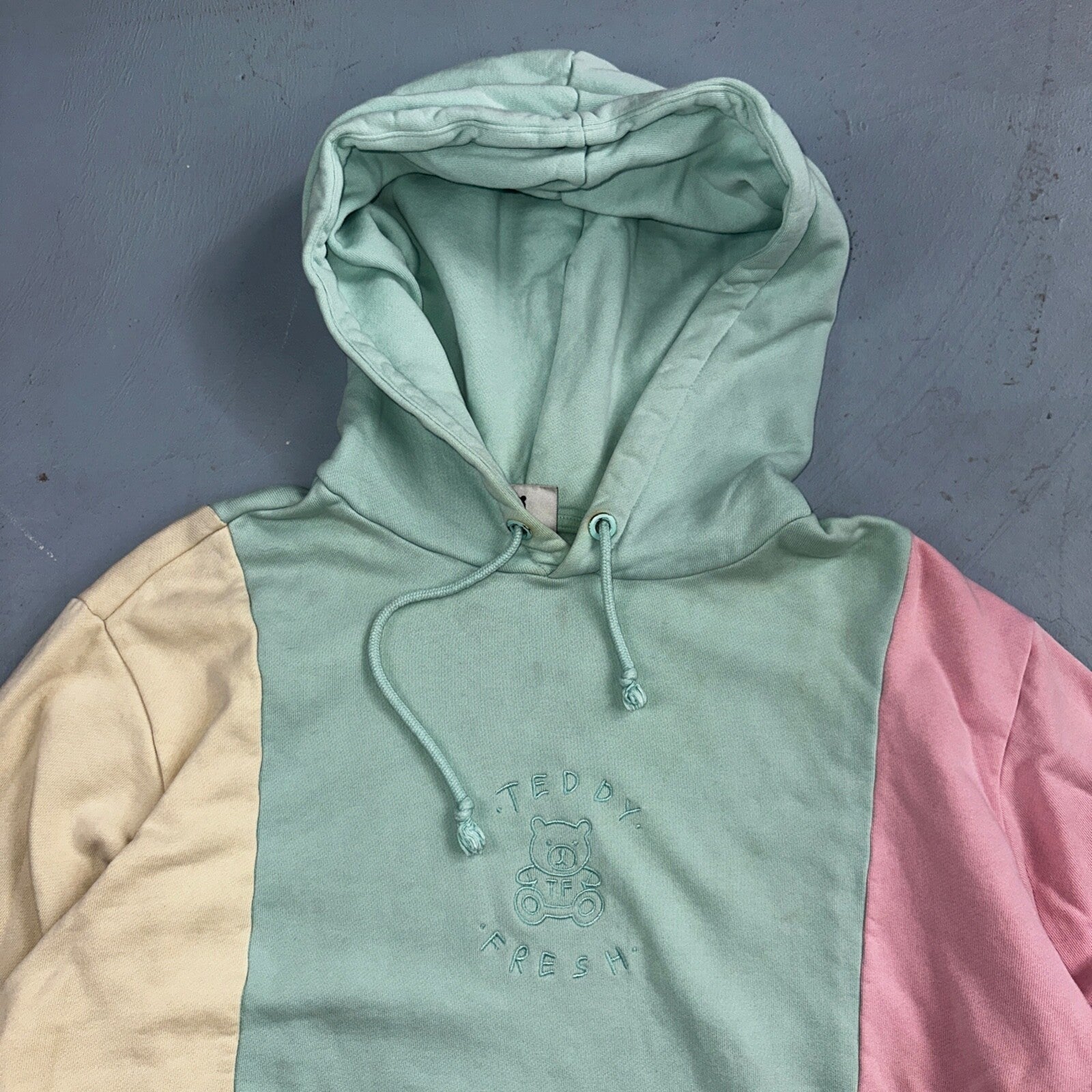 Teddy Fresh Size M Embroidered Logo Hoodie Sweatshirt Pastel Color Block