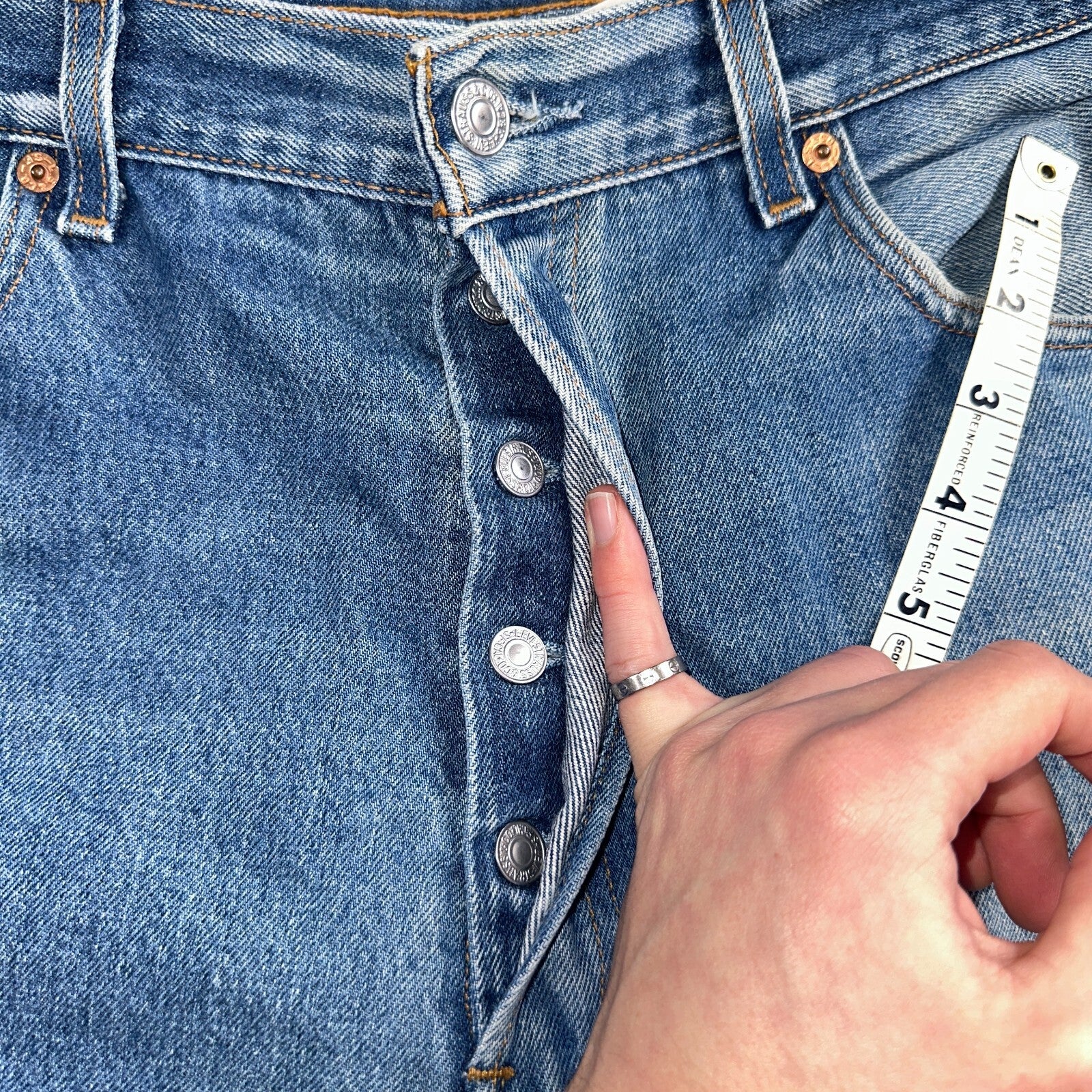 Levis 501 Vintage Y2K Mexico Straight Leg Jeans 36x36 90s Med Wash Act 36x32